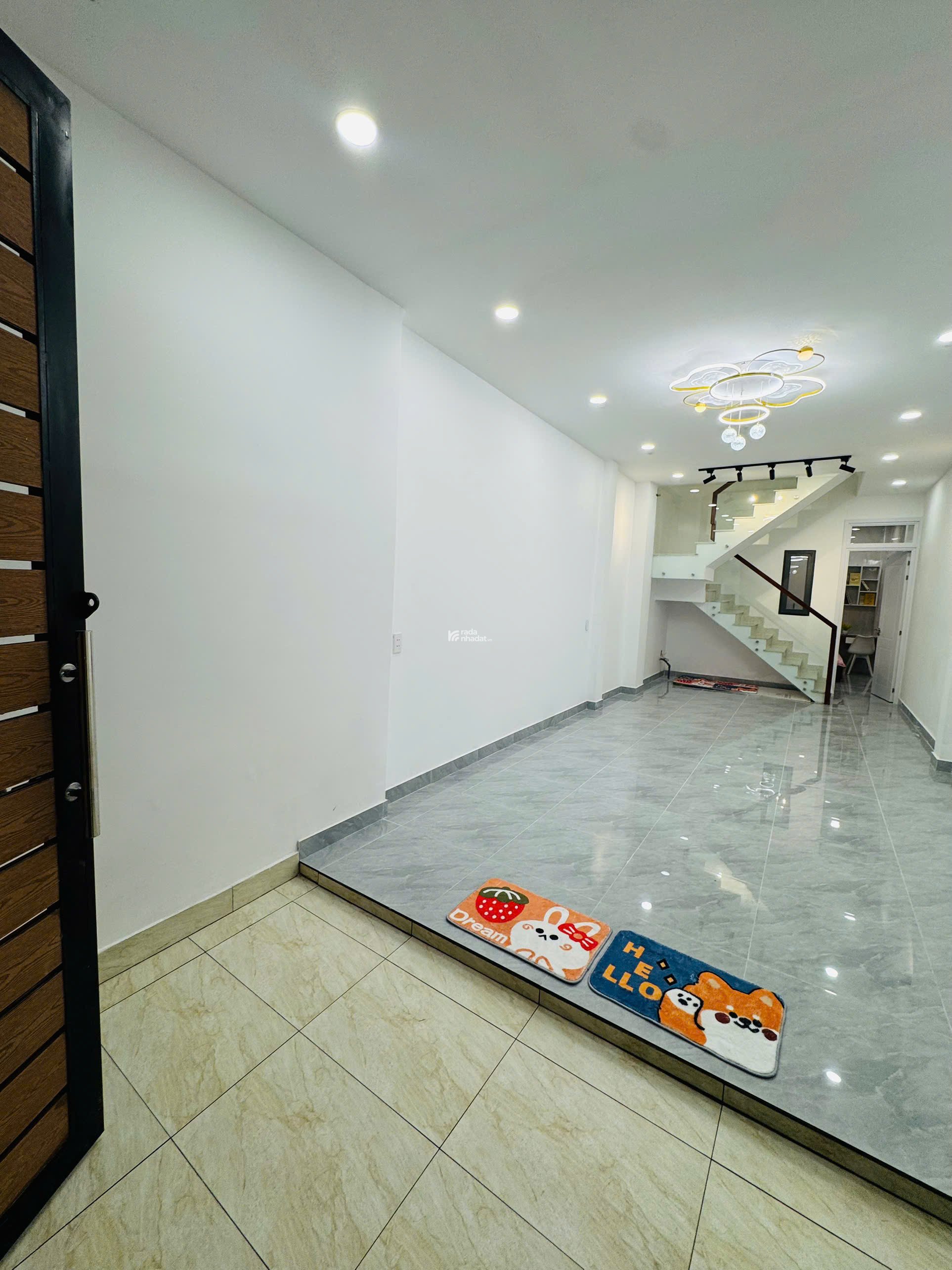  VĨNH VIỄN QUẬN 10 -9.6 TỶ - BÁN NHÀ MỚI 100%- 5 TẦNG CÁCH MẶT TIỀN CHỈ 10M 