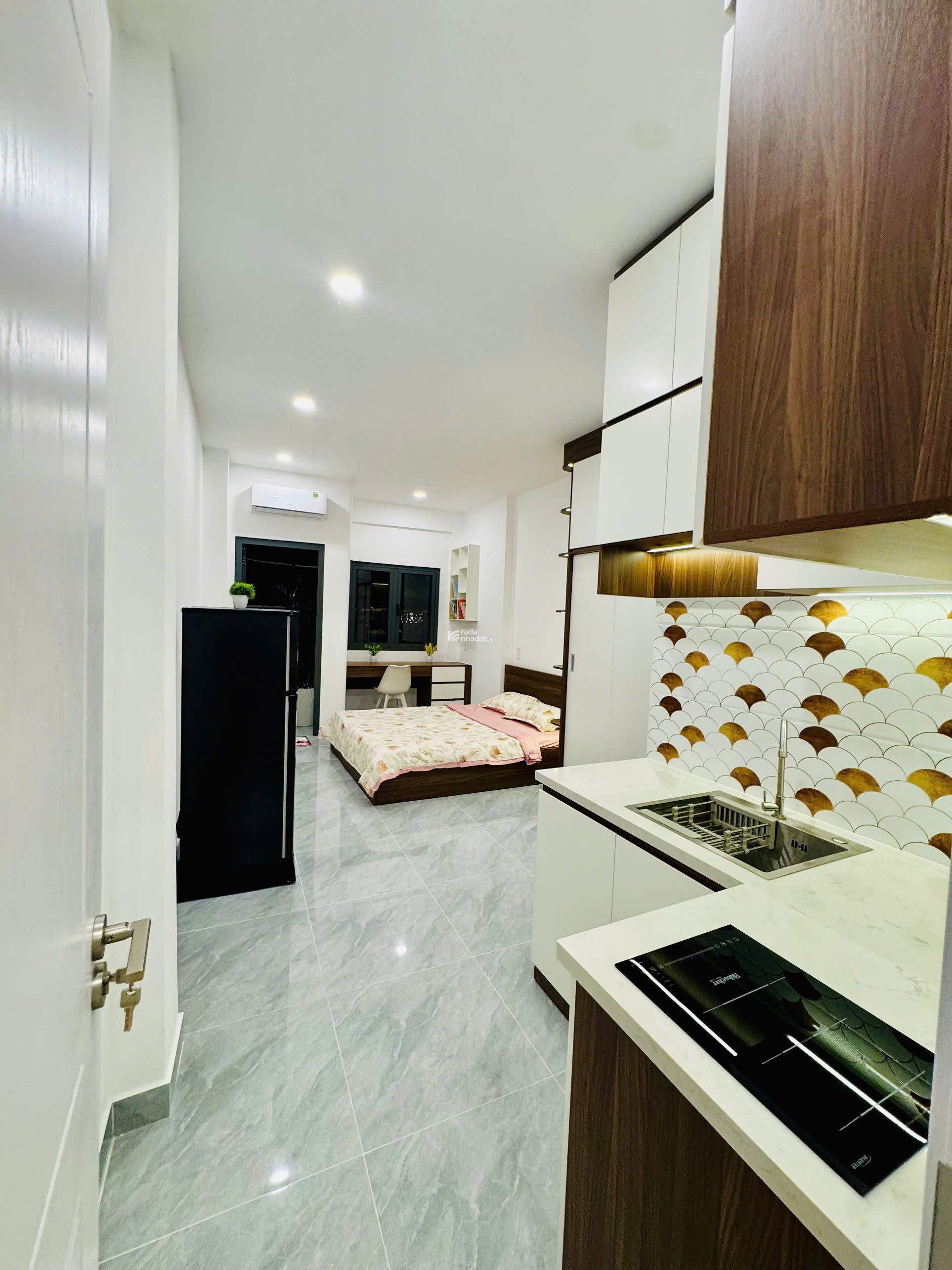  VĨNH VIỄN QUẬN 10 -9.6 TỶ - BÁN NHÀ MỚI 100%- 5 TẦNG CÁCH MẶT TIỀN CHỈ 10M 