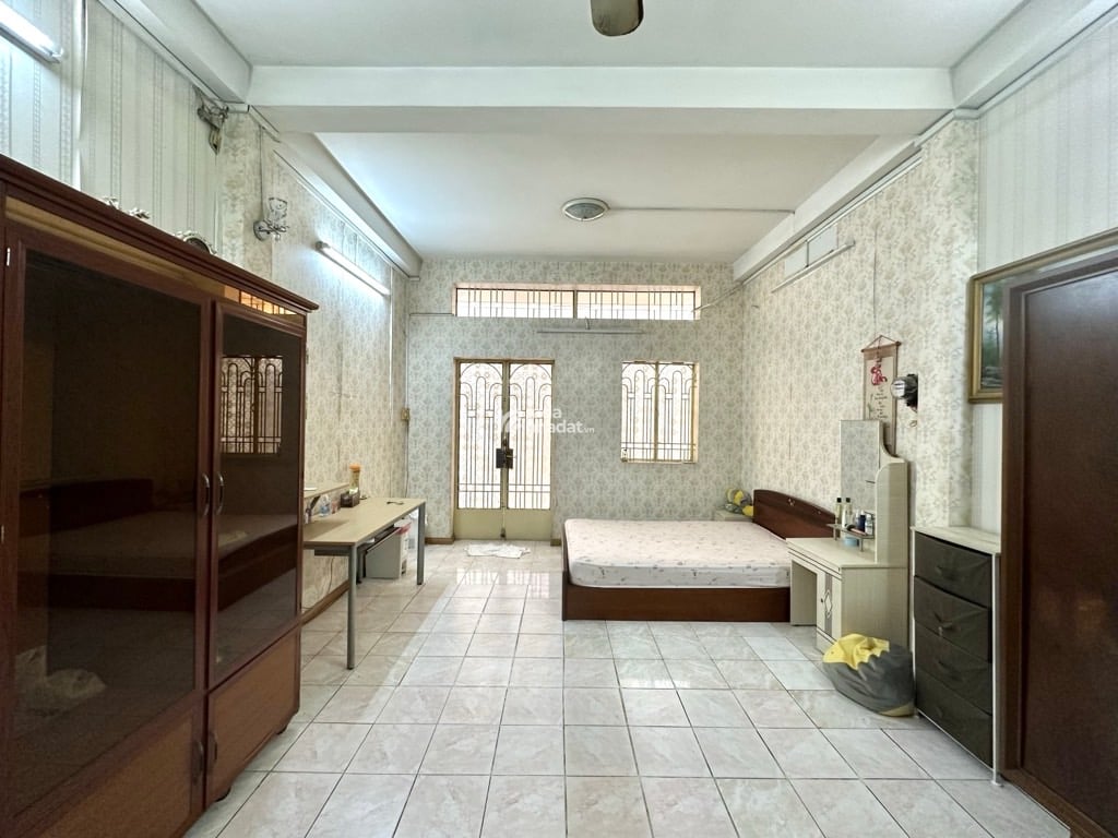Hẻm xe Hơi - 170m2 - Sau lưng căn Mặt tiền - 3 Tầng Đúc BTCT - Cô giang P1 Phú Nhuận - Cách Quận 1 