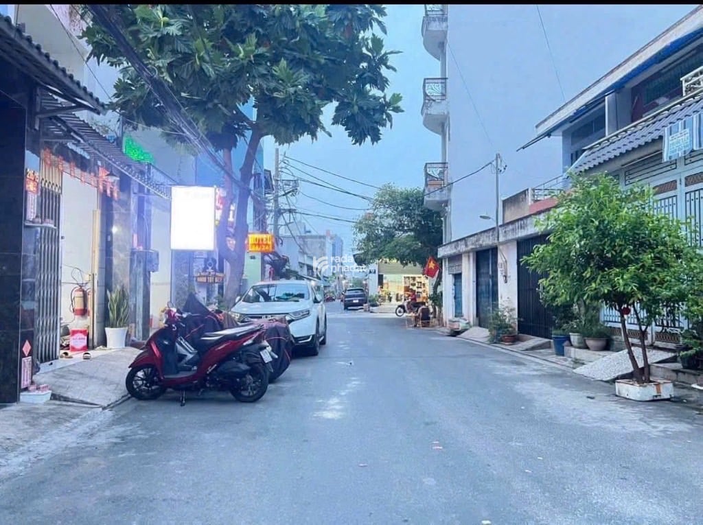 Bán nhà ngay lê văn qưới bình long bình tân