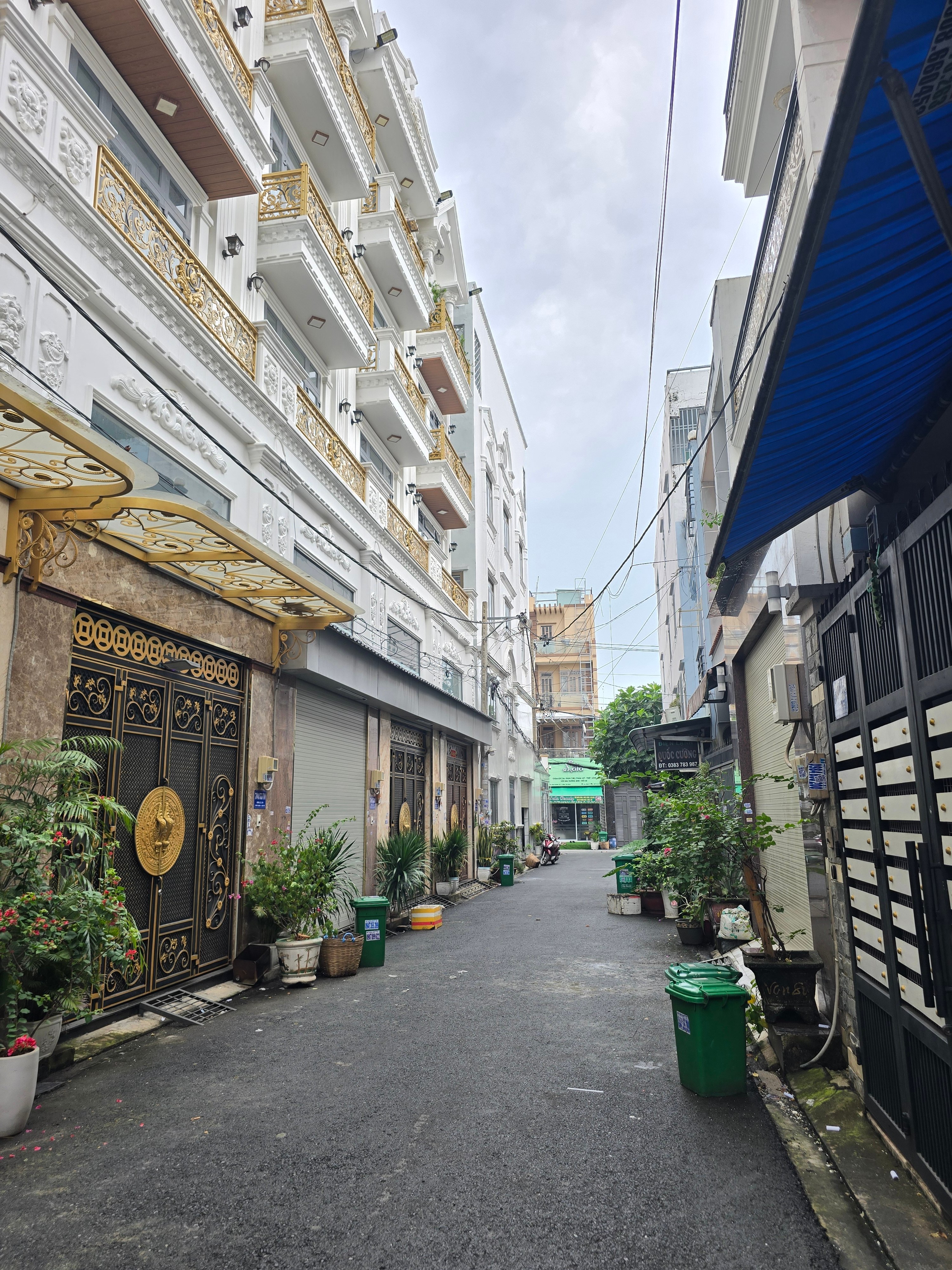 BÁN NHÀ HƯƠNG LỘ 2 - GẦN KHU TÊN LỬA, DT 55M2 - 4 TẦNG, CHỈ 6.3TỶ - HẺM OTO