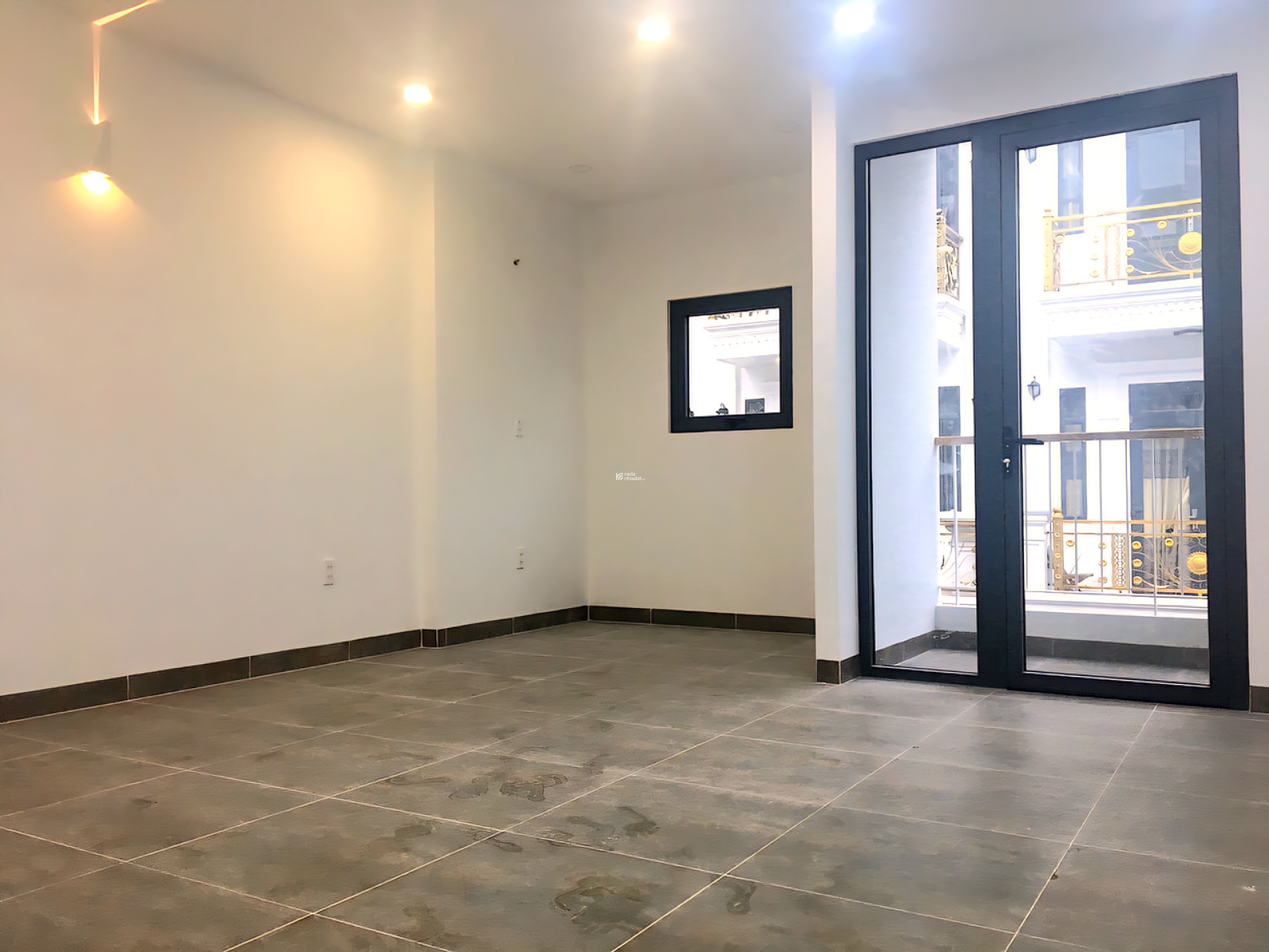 BÁN NHÀ HƯƠNG LỘ 2 - GẦN KHU TÊN LỬA, DT 55M2 - 4 TẦNG, CHỈ 6.3TỶ - HẺM OTO