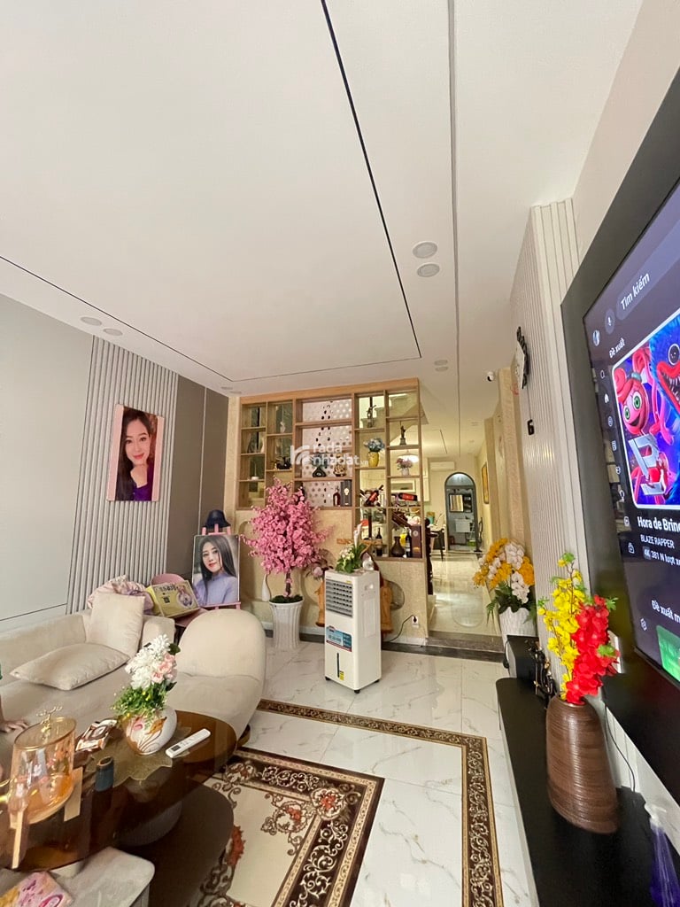 BÁN NHÀ HẺM ÔTÔ -70M2 - 3TẦNG - TĂNG NHƠN PHÚ B Q9 -TẶNG NỘI THẤT CAO CẤP - SHR -NHỈNH 8TỶ TLCC.