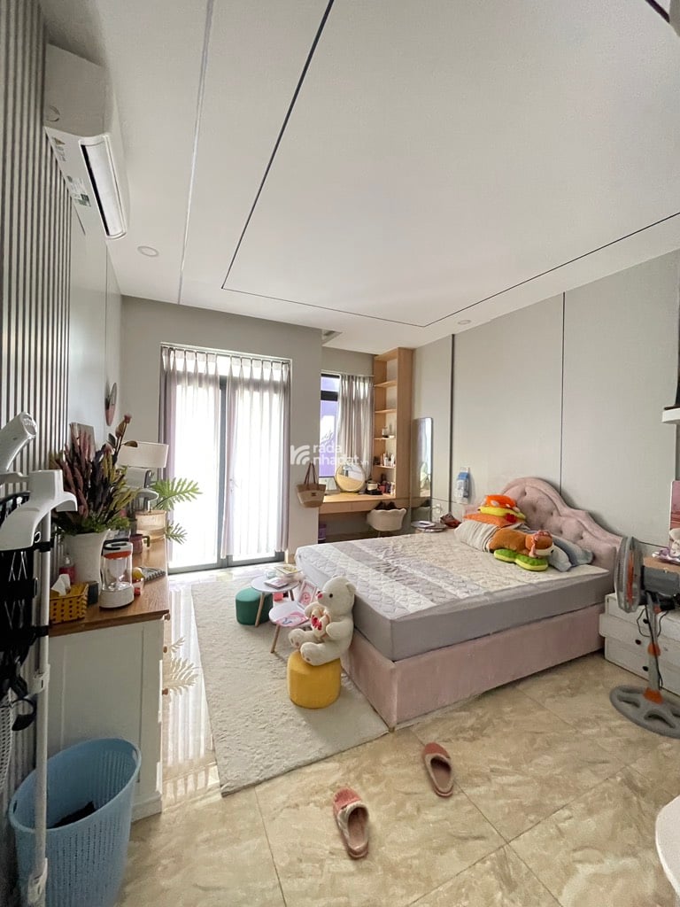 BÁN NHÀ HẺM ÔTÔ -70M2 - 3TẦNG - TĂNG NHƠN PHÚ B Q9 -TẶNG NỘI THẤT CAO CẤP - SHR -NHỈNH 8TỶ TLCC.