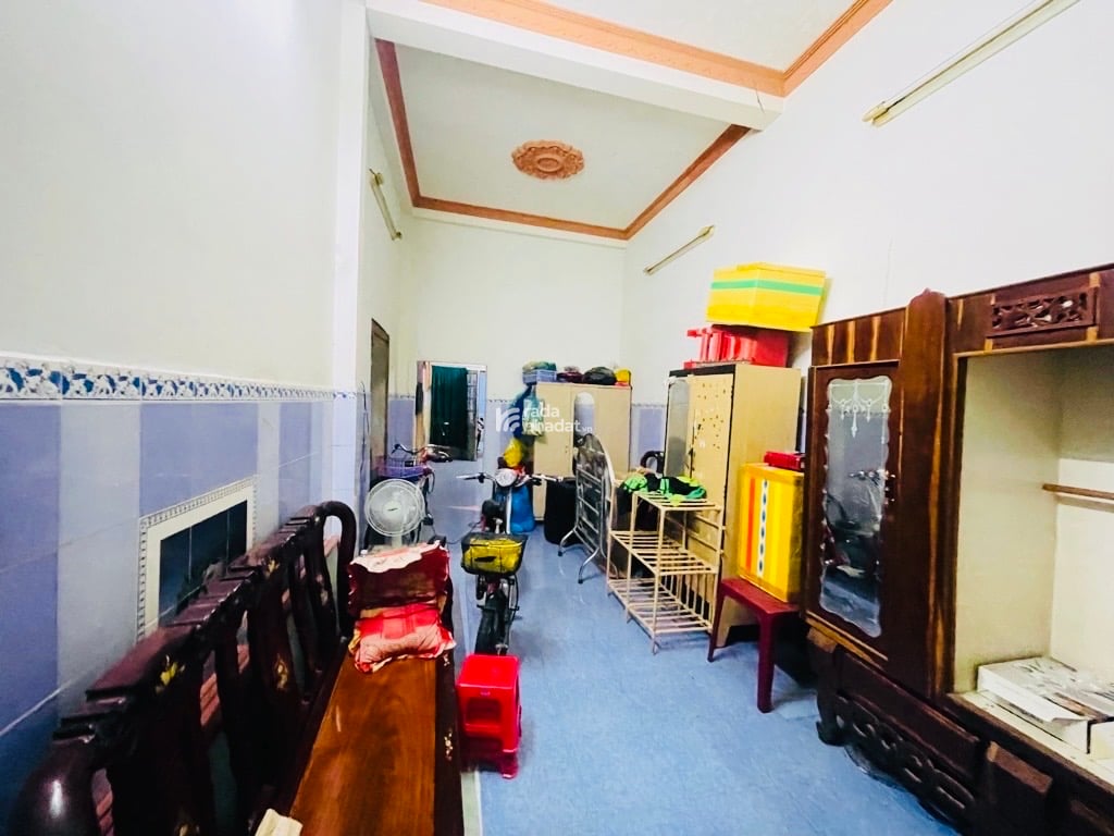 Bán nhà 3 tầng, 1 sẹt đường 185, P. Phước Long B, Q9, 70m2 - 5tỷ