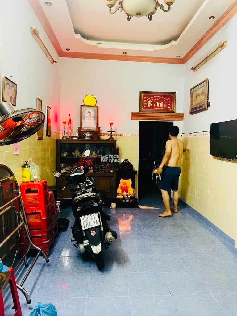 Bán nhà 3 tầng, 1 sẹt đường 185, P. Phước Long B, Q9, 70m2 - 5tỷ