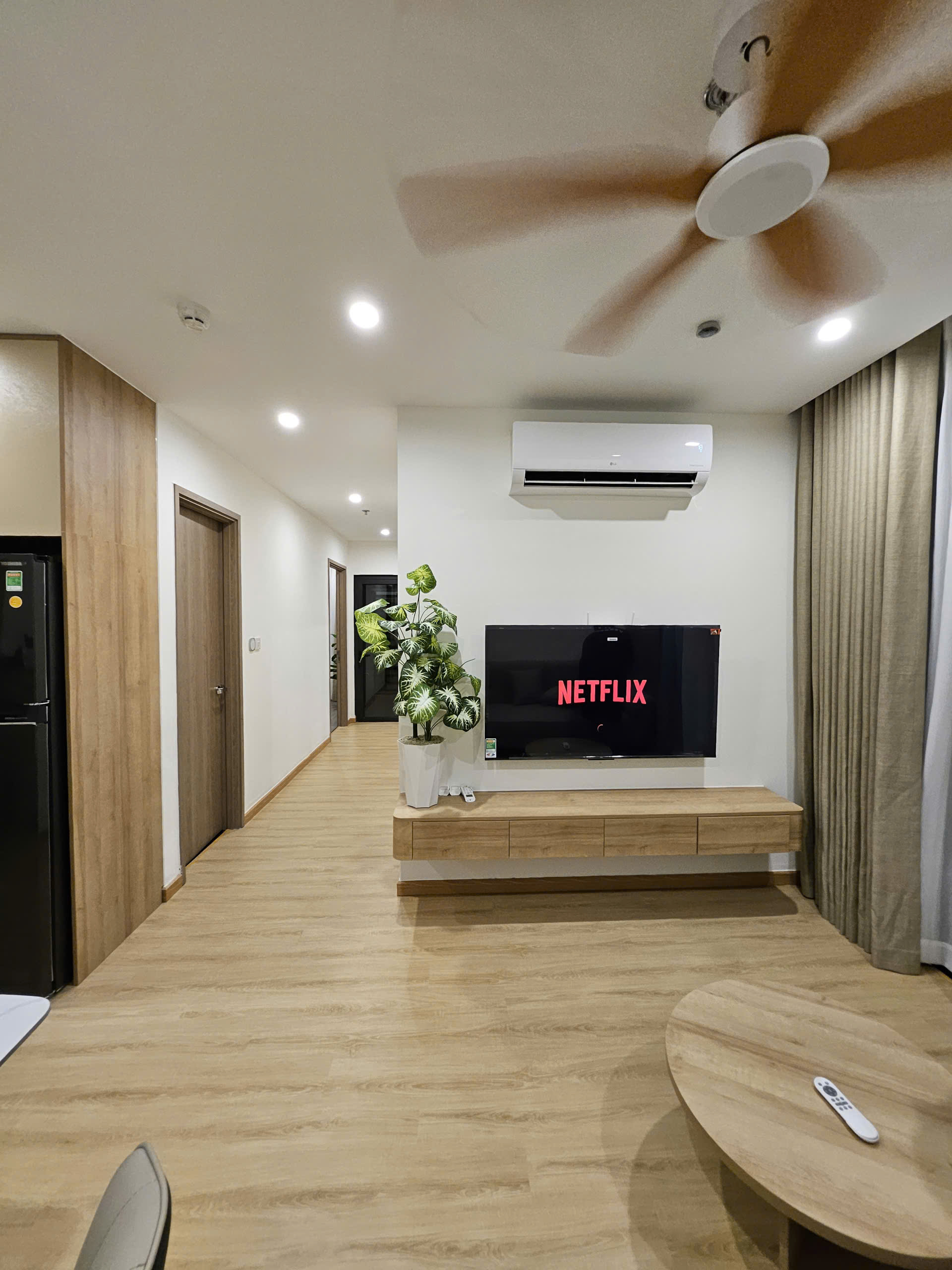 CHO THUÊ CĂN 3PN2WC FULL NỘI THẤT GIÁ CHỈ 20 TRIỆU - GLORY HEIGHTS