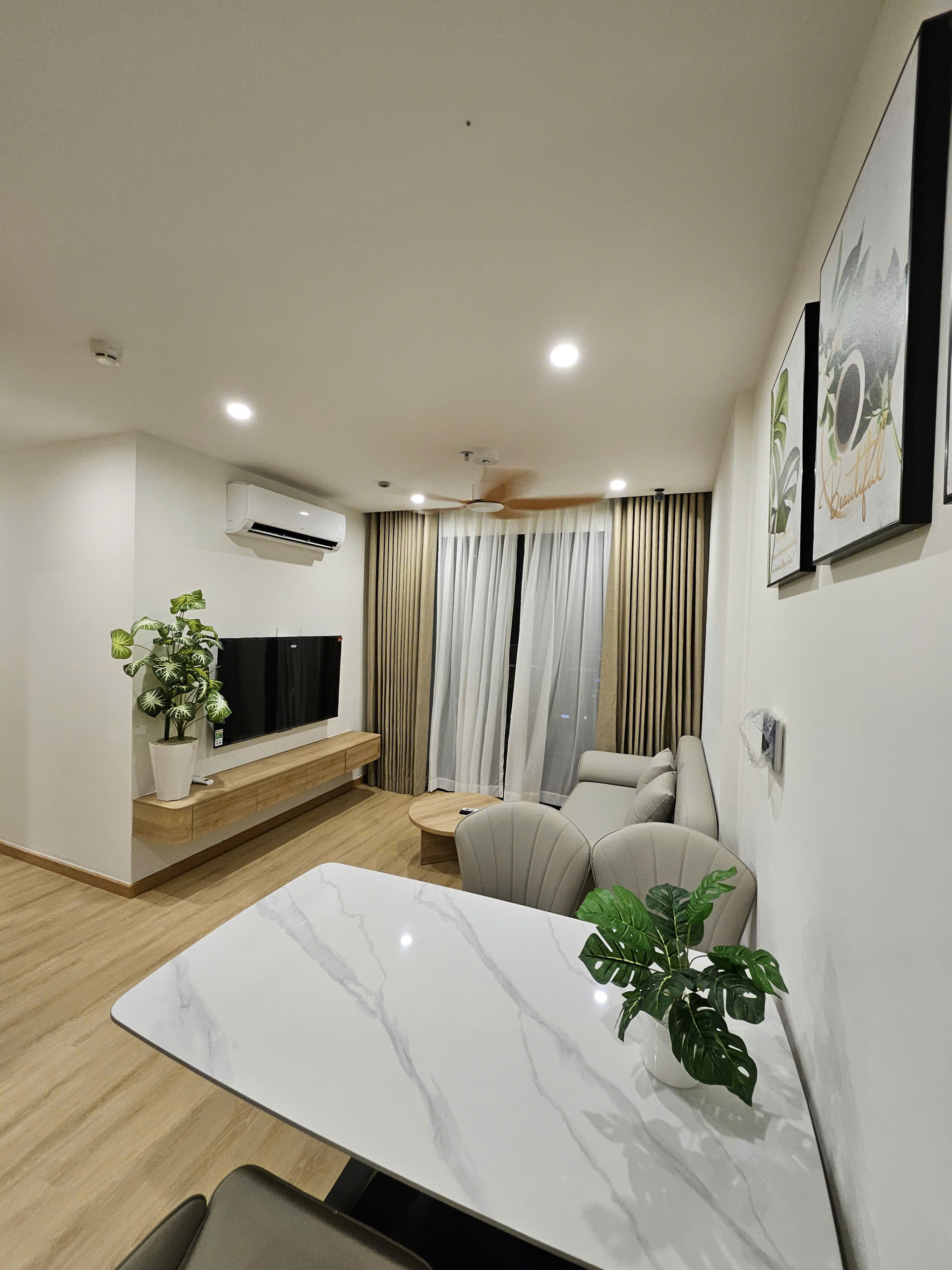 CHO THUÊ CĂN 3PN2WC FULL NỘI THẤT GIÁ CHỈ 20 TRIỆU - GLORY HEIGHTS