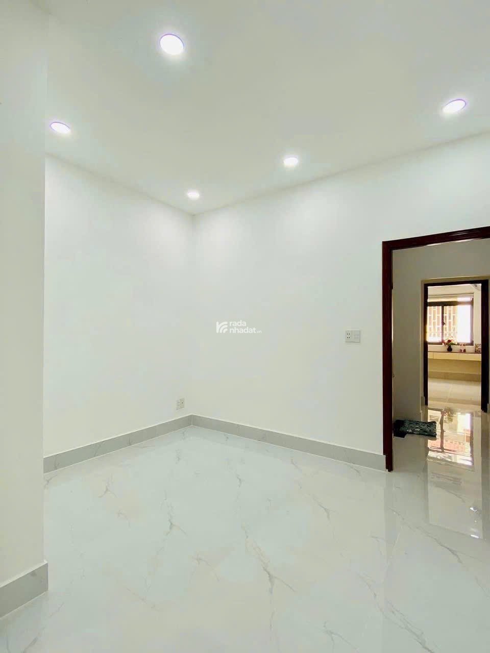 Nhà giá tốt 2tỷ450tr DT 54.3m2 Nguyễn Văn Săng P. Tân Sơn Nhì Q.Tân Phú