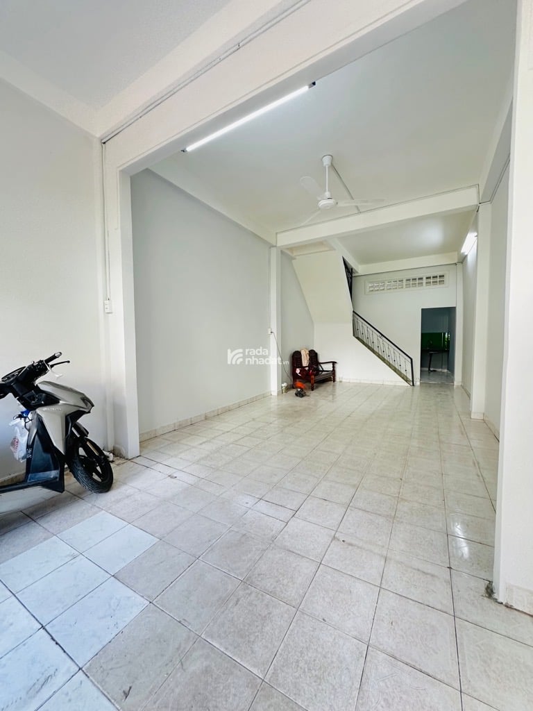 GẦN MẶT TIỀN HUỲNH VĂN BÁNH, PHÚ NHUẬN, 46M2 NGANG HIẾM CÓ. GIẢM 600TR CHỈ CÒN 10.79T TL