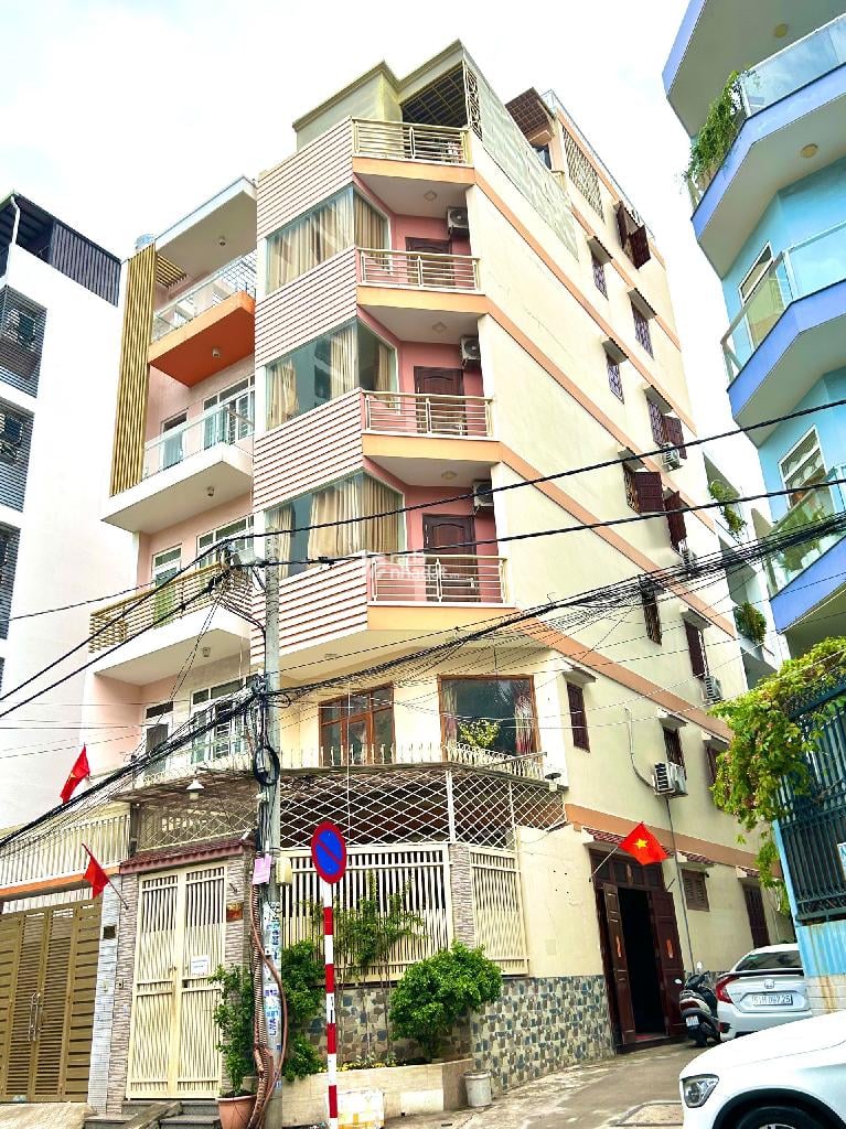 NGAY ĐH HỒNG BÀNG - HẺM 10 MÉT - LÔ GÓC KHÔNG LỘ GIỚI - 7 TẦNG KIÊN CỐ - DÒNG TIỀN 54 TRIỆU/ THÁNG 