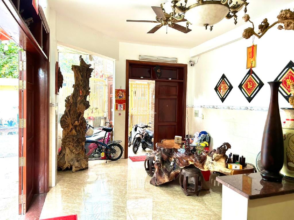 NGAY ĐH HỒNG BÀNG - HẺM 10 MÉT - LÔ GÓC KHÔNG LỘ GIỚI - 7 TẦNG KIÊN CỐ - DÒNG TIỀN 54 TRIỆU/ THÁNG 