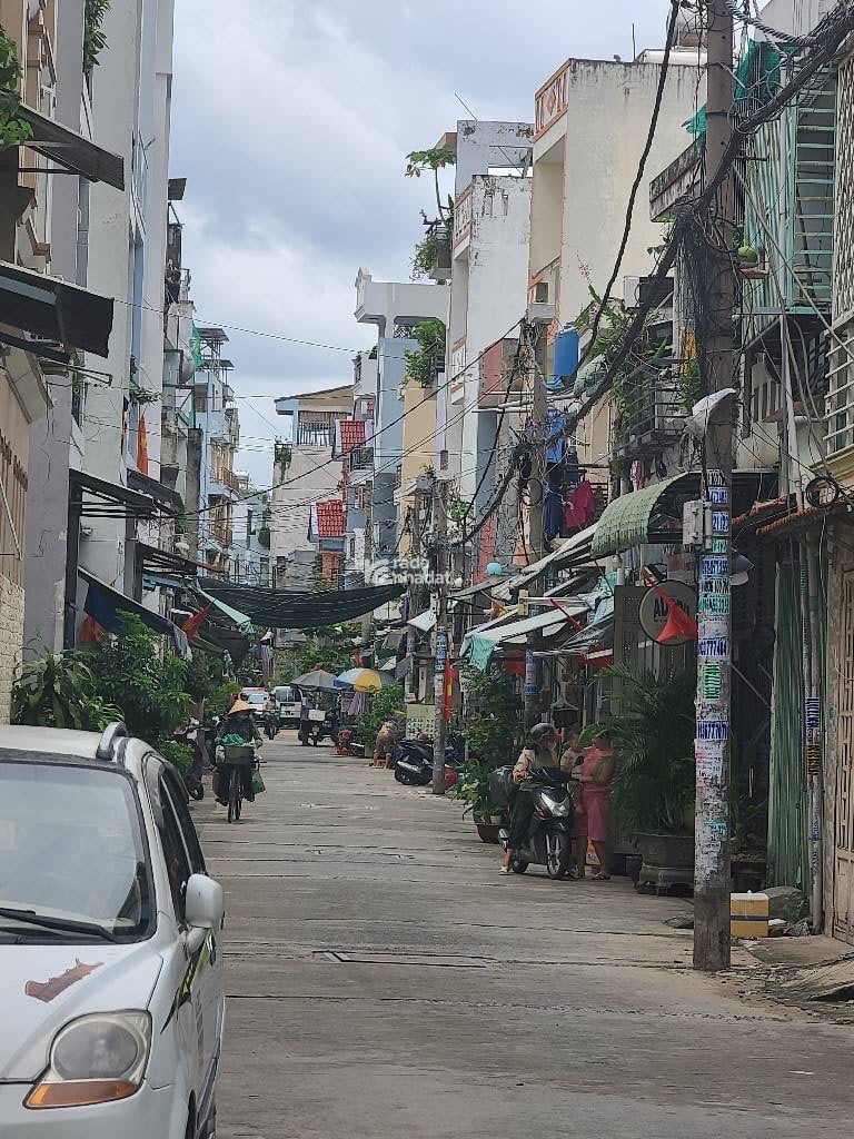 bán nhà gần phạm đăng giảng bình hưng hoà