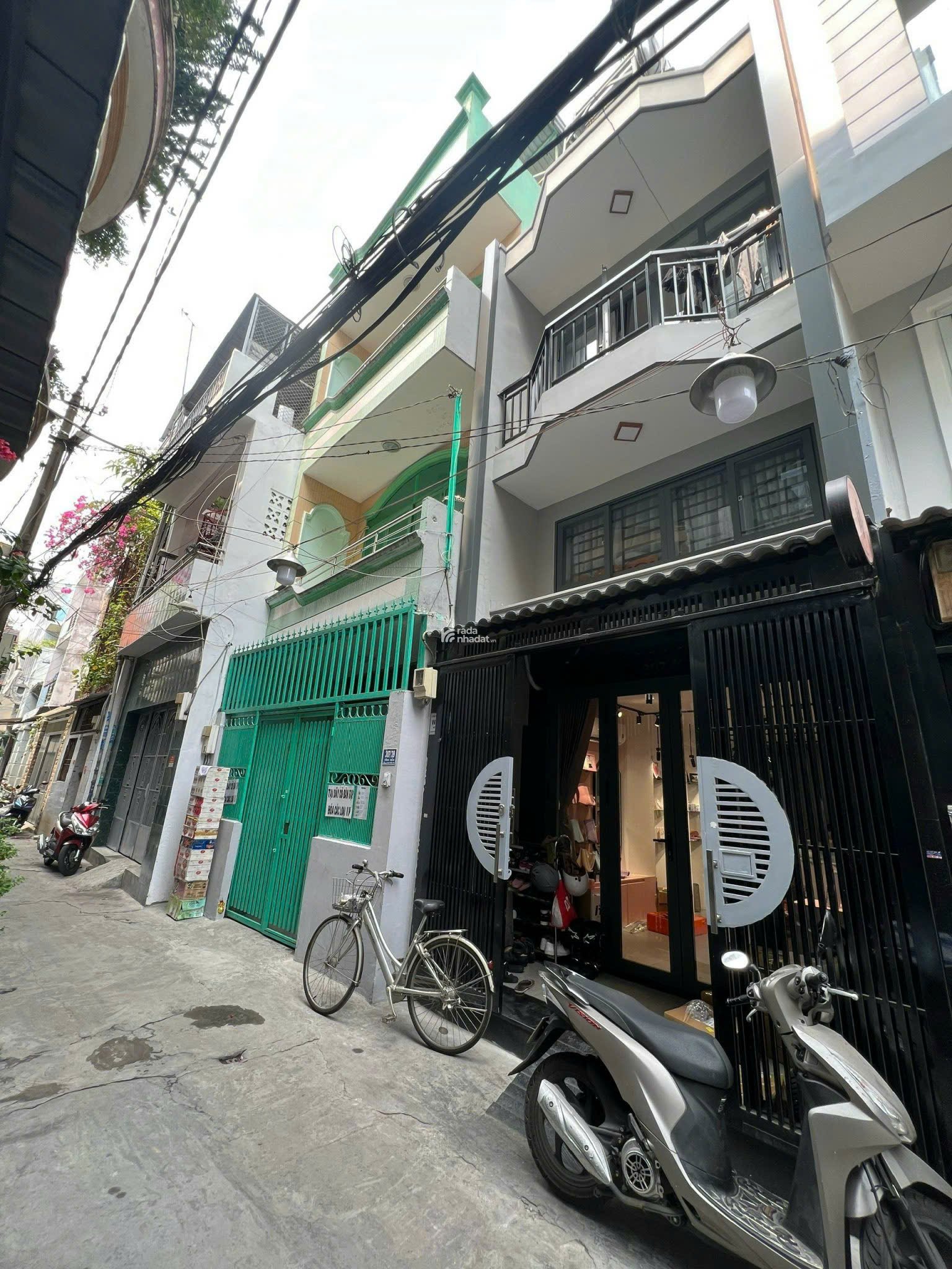 Nhà đẹp 3 tầng Quận 10,  Hẻm thông thoáng, pháp lý chuẩn, thu nhập ổn định