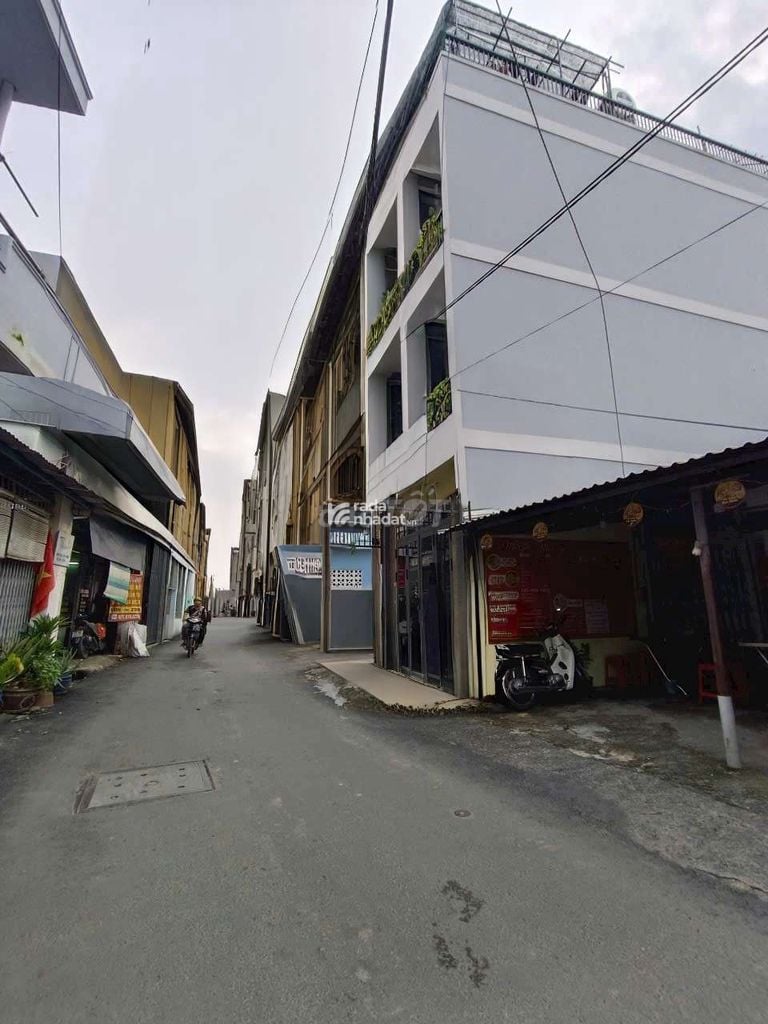 bố từng hẻm xe hơi đường Lotte gặp bạn