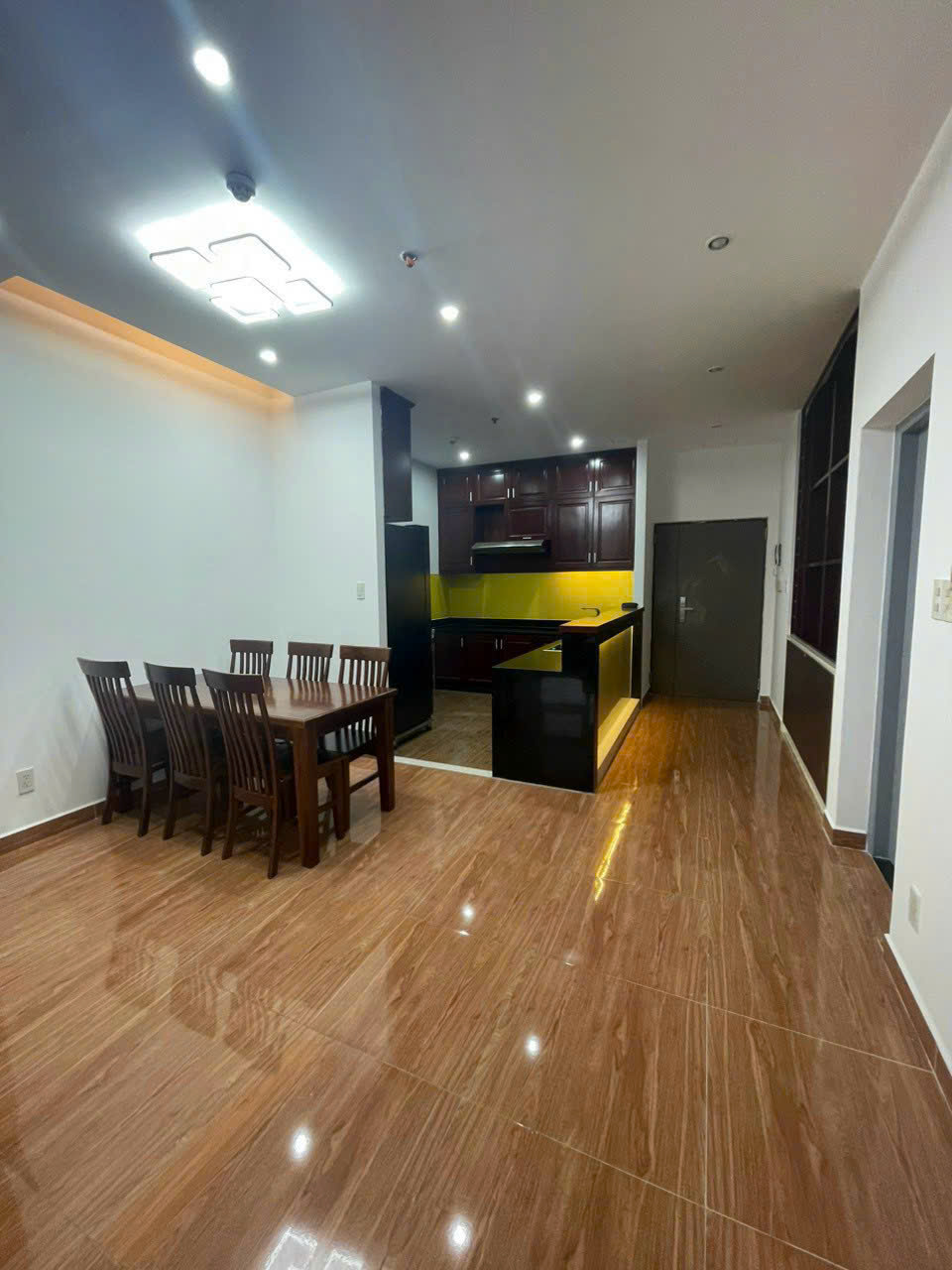 CHO THUÊ CĂN HỘ 128m2, 3PN 2WC, FULL NỘI THẤT, LA CASA QUẬN 7