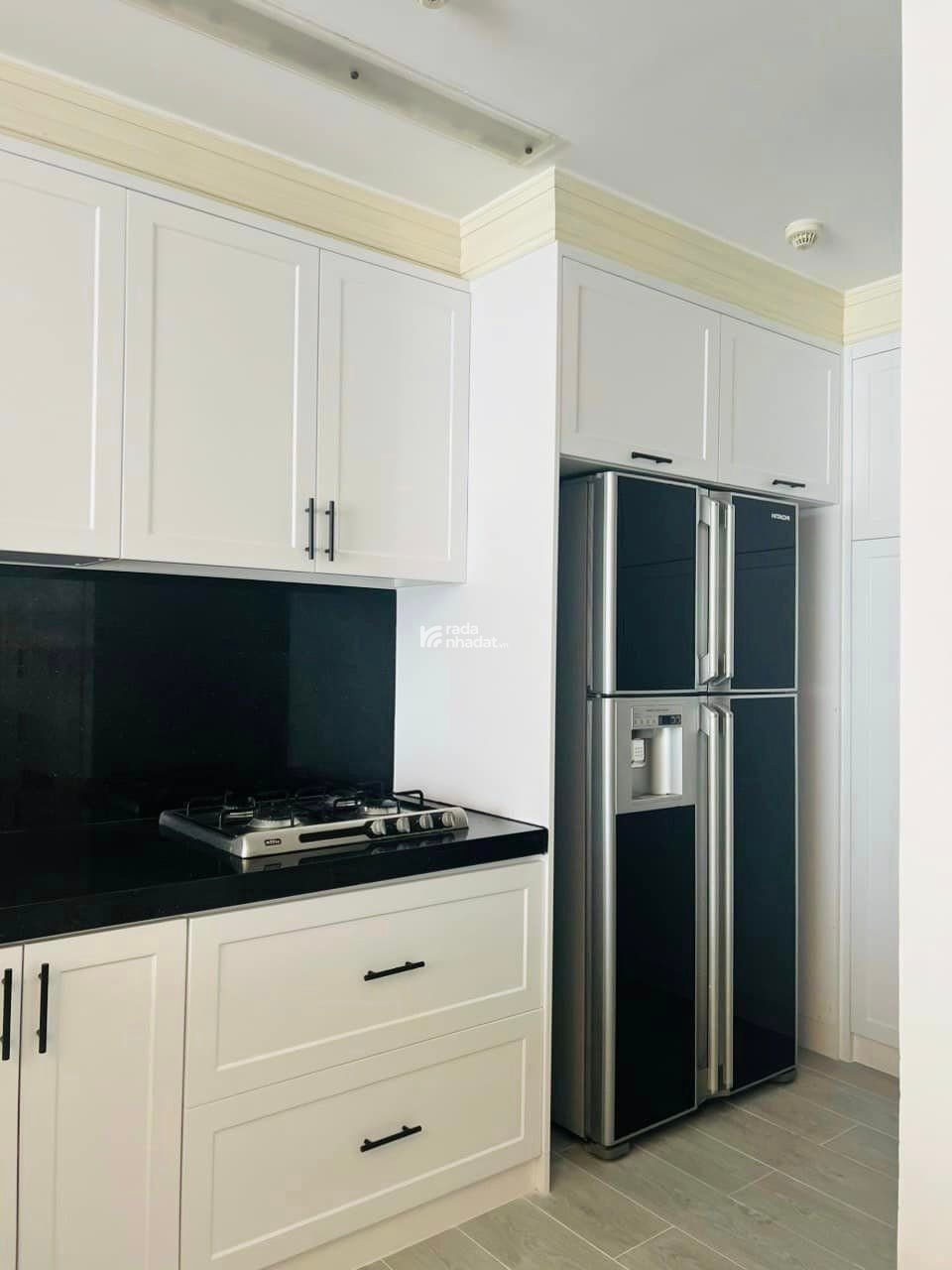 Căn hộ giá tốt 18 triệu/th, 3PN - DT rộng 100m2 - 2 ban công thoáng mát