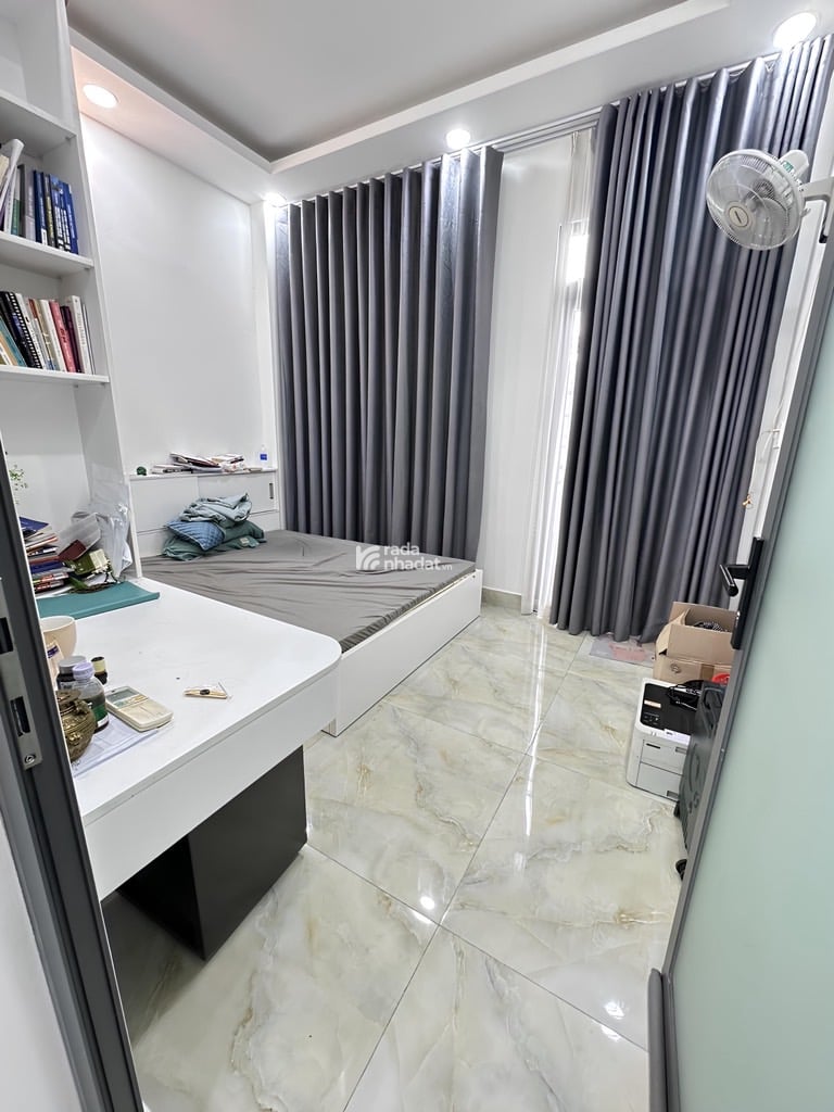 BÁN NHÀ LÊ ĐÌNH CẨN 40M2 4.X TỶ ĐÚC 2 TẦNG ĐƯỜNG XE HƠI 5M SÁT AEON TÊN LỬA