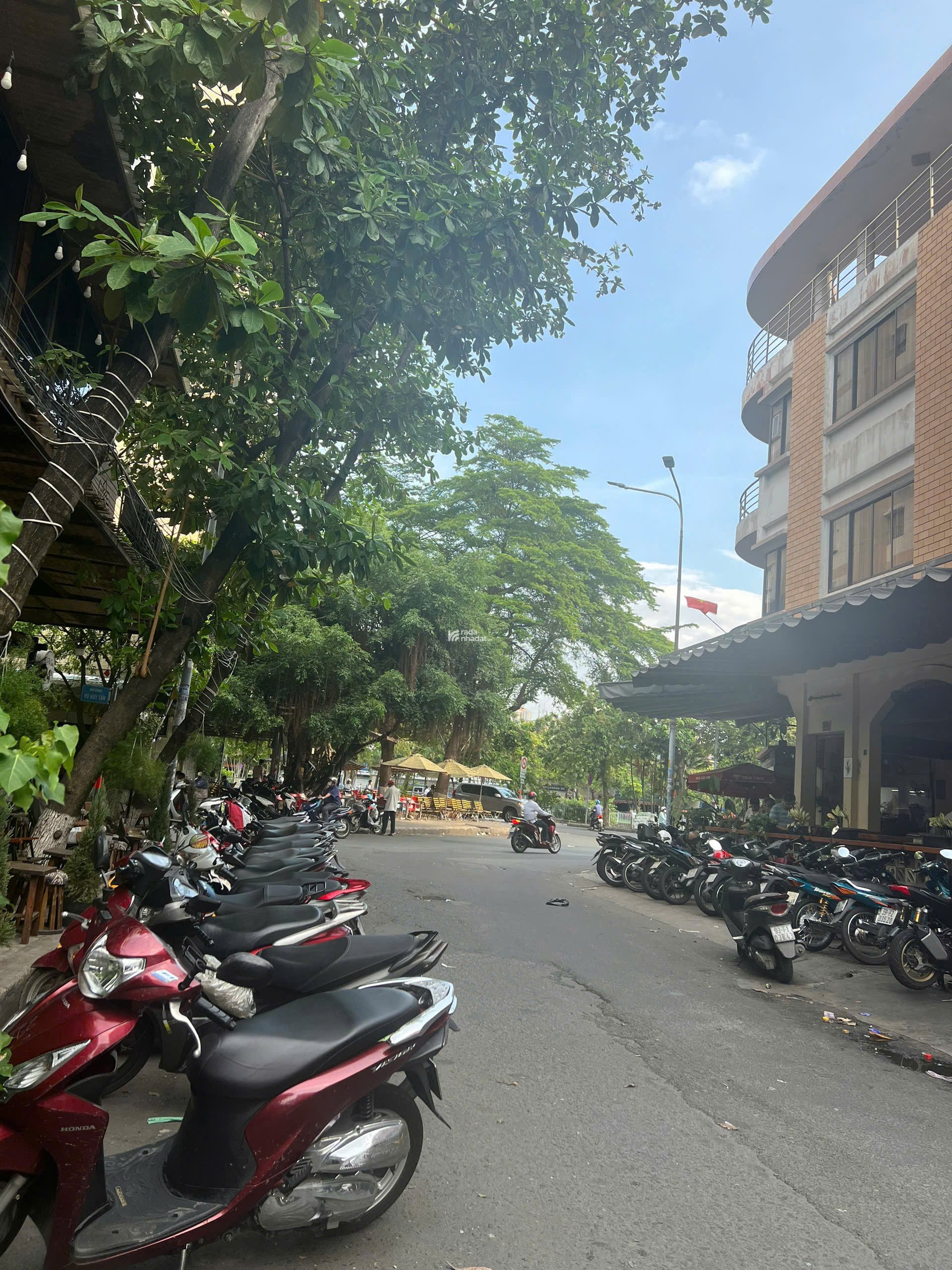 HOT: BÁN NHÀ ĐƯỜNG SỐ 11 (KDC Miếu Nổi), P.2, Q. PHÚ NHUẬN