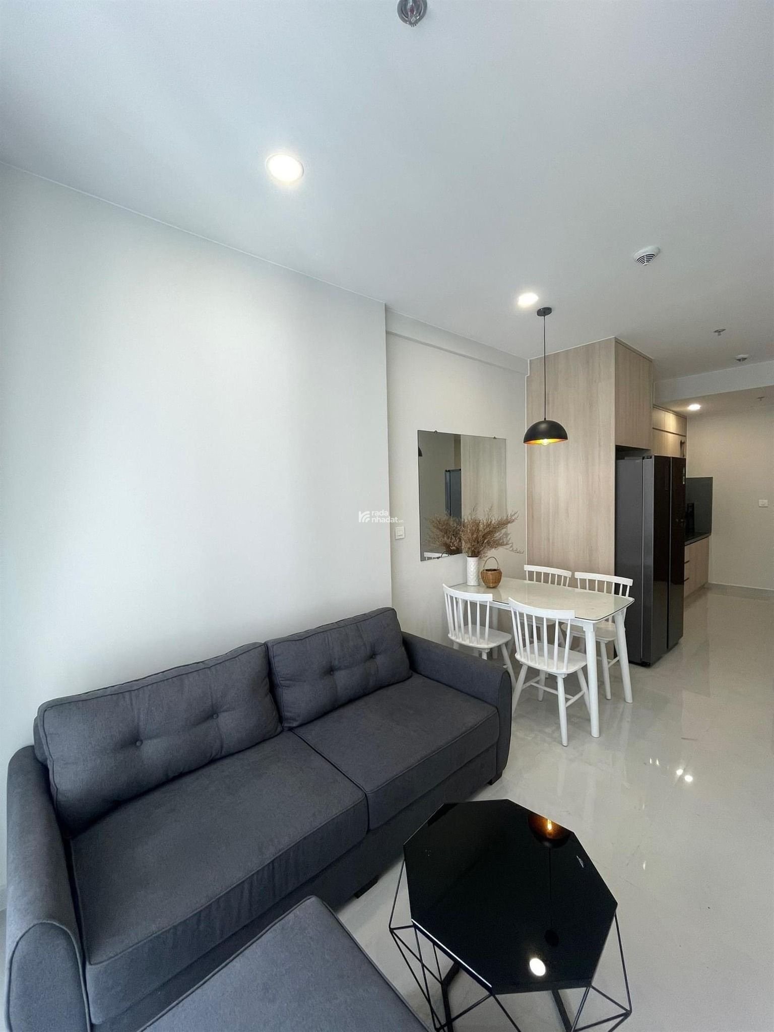 Cho thuê căn hộ mới đẹp giá tốt LH 0902 506 ***