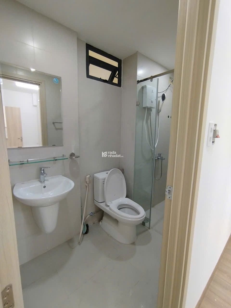 Cho thuê căn hộ mới đẹp giá tốt LH 0902 506 ***