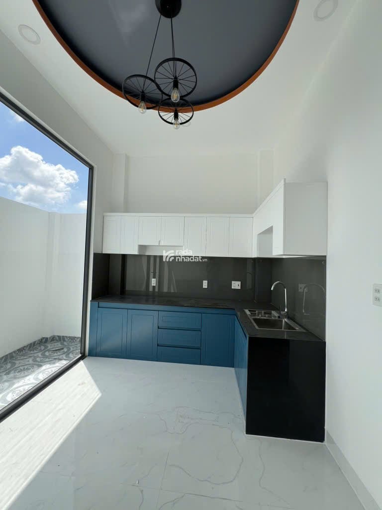 Cực hiếm - Bán nhà 3 tầng mới tinh - Chỉ 5.1 tỷ - Đường 7m vỉa hè -  Vinhomes 3 phút