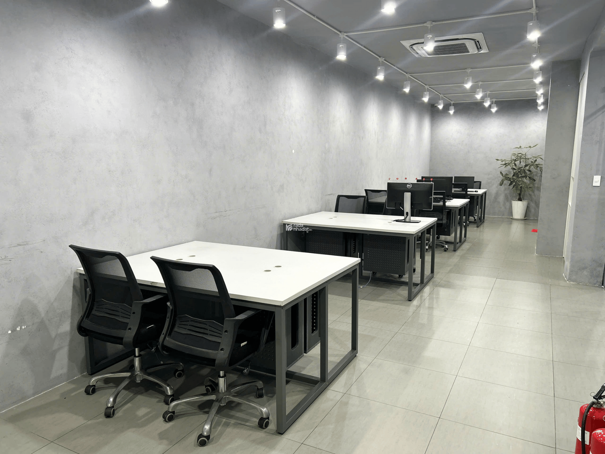 ĐỪNG CHỈ THUÊ MẶT BẰNG, HÃY CHIẾM LĨNH TẦM NHÌN TRÊN TRỤC CMT8 HUYẾT MẠCH