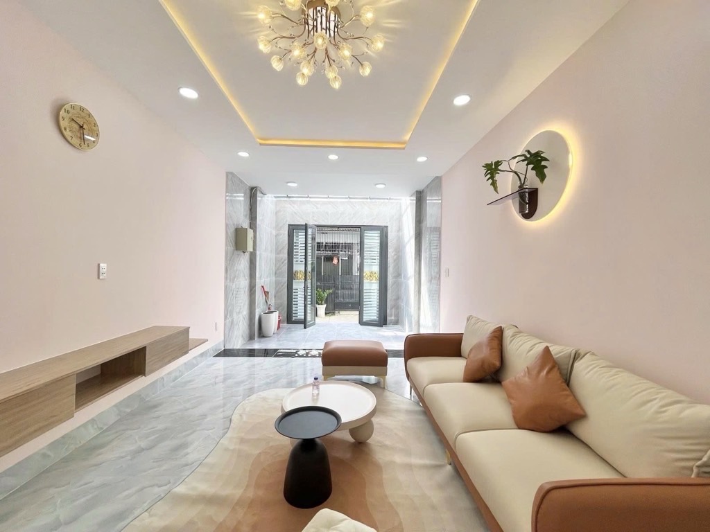 NHÀ ĐẸP TÂN PHÚ - GẦN SIÊU THỊ AEON - NGAY CHỢ TÂN HƯƠNG - 66m2 4x17 - 4 TẦNG - TẶNG FULL NỘI THẤT 