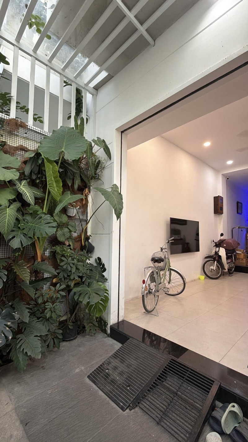 Bán Nhà Gò Cát Phú Hữu - Hẻm Ô Tô - 82M2 - Giá 6.X Tỷ