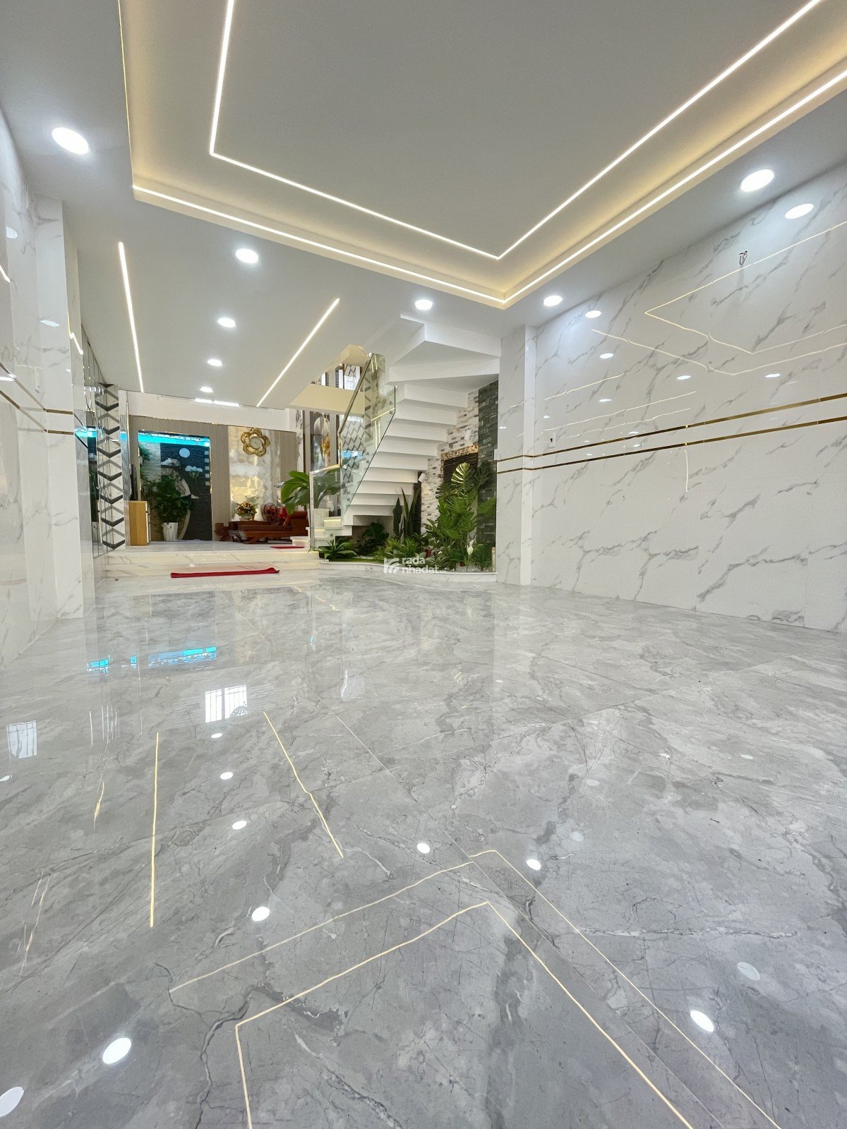 SIÊU PHẨM 6 TẦNG ĐẸP NHƯ TRANH - 64m2 (416) HXH TRÁNH - 8.79 TỶ
