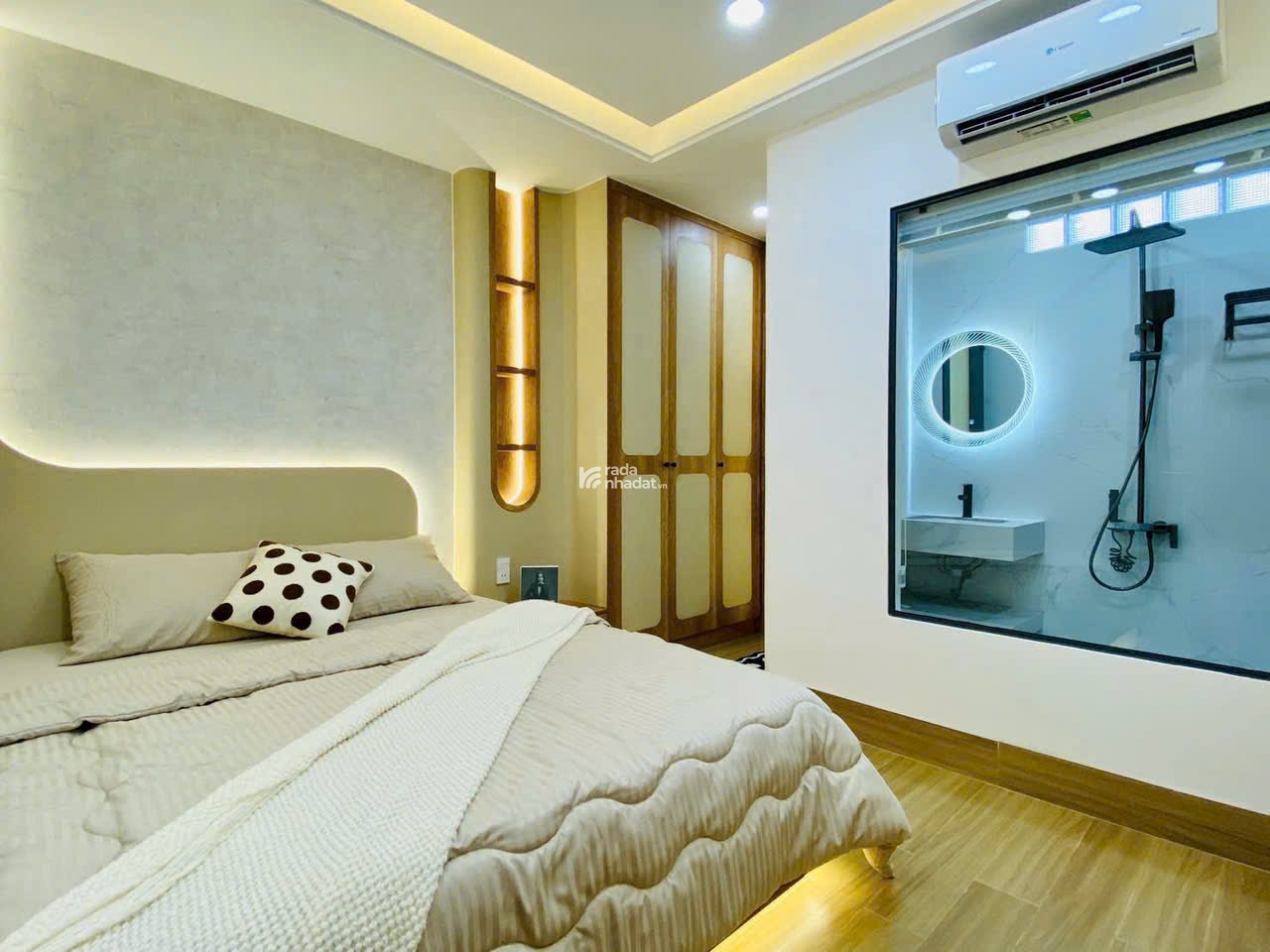 Bán nhà giá ngộp DT 46m2 Thích Quảng Đức, P5, Phú Nhuận giá chỉ 2tỷ350tr. Nhà Sổ Hồng Riêng