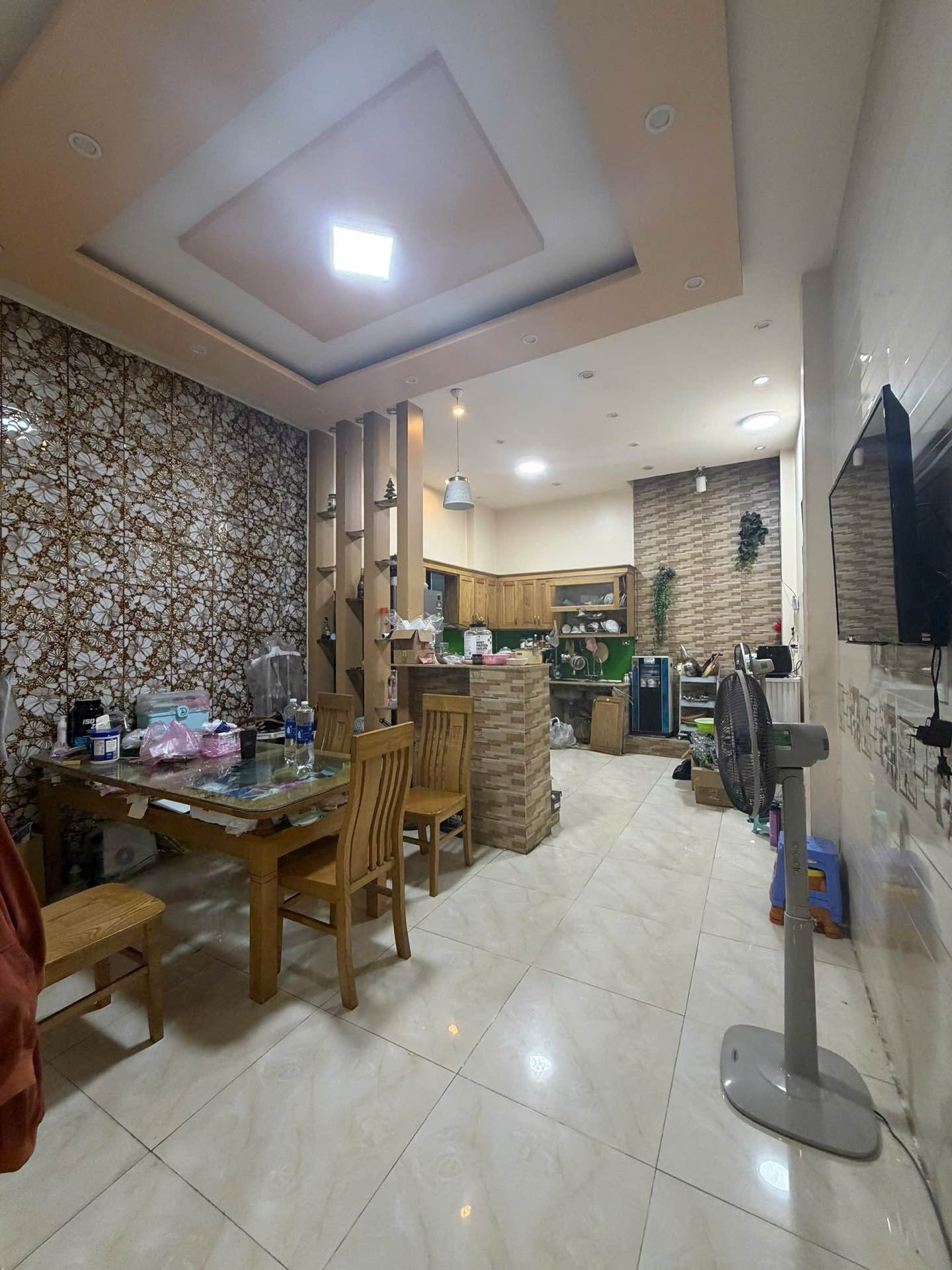 Hẻm 8m Đỗ Nhuận, gần chợ Sơn Kỳ, 73m2, 4x18, 3 tầng, 4PN, vừa ở KD, Chỉ 11.6 tỷ