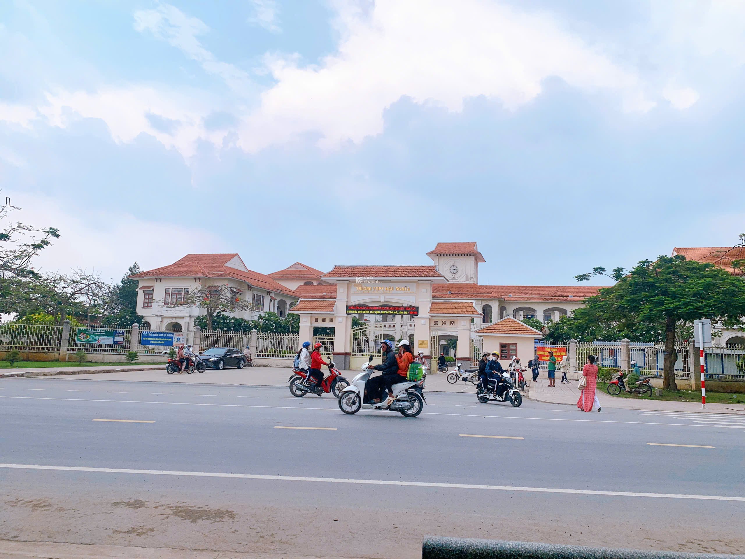 160m2 đất thổ cư tại Hậu Nghĩa, liền kề Vinhomes Green City, giá cắt lỗ 20%