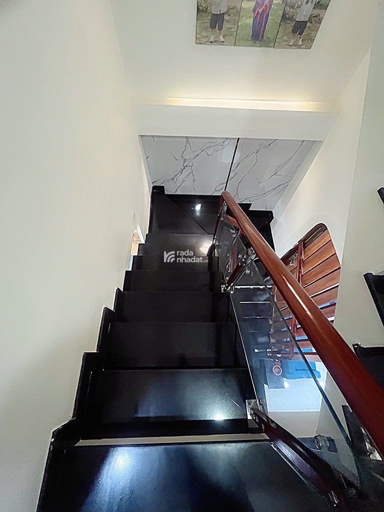 Bán nhà đường gò dầu  gần AEON mail tân phú