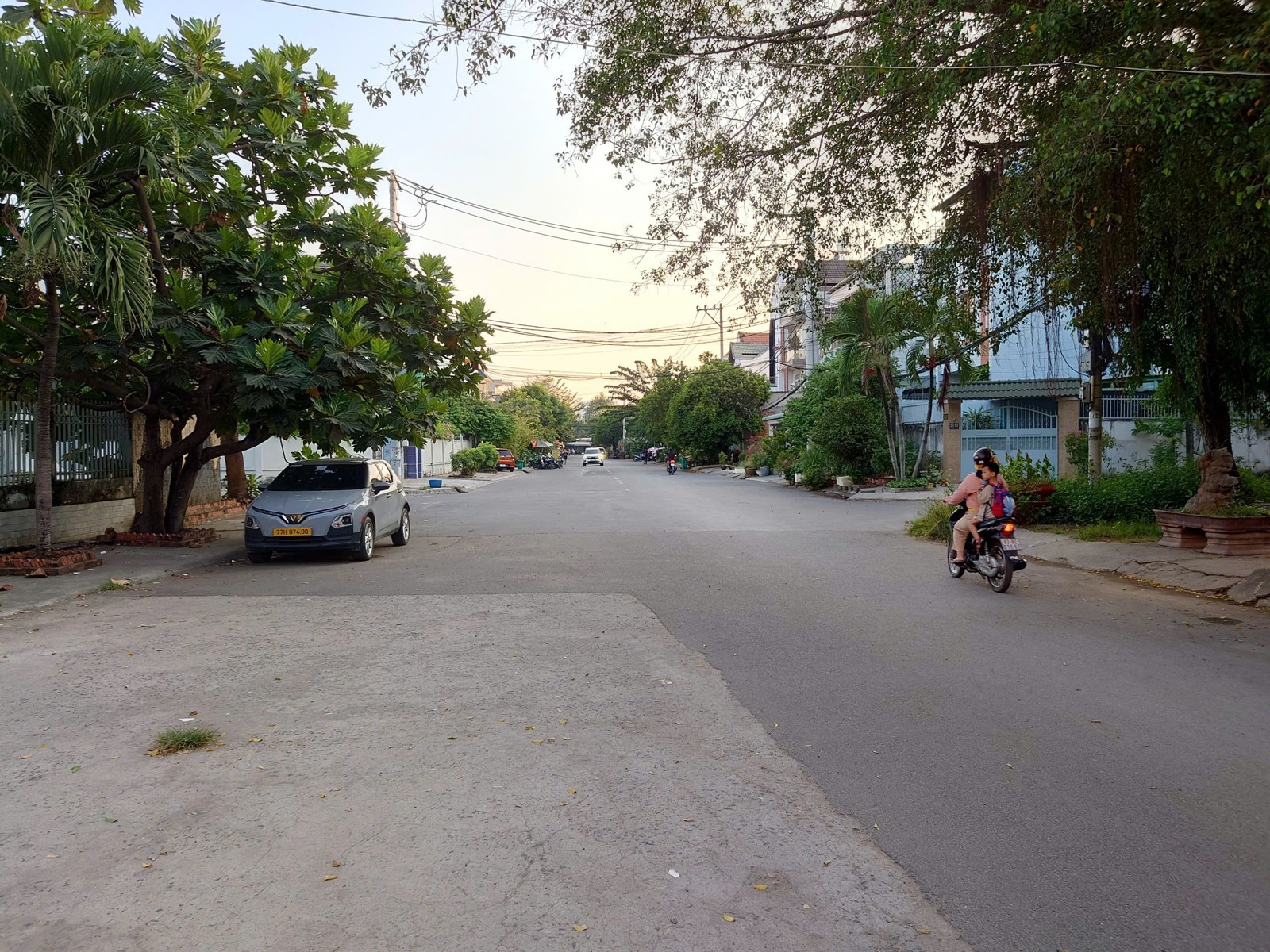 HẺM NHỰA 14m CÓ LỀ NGANG HƠN 9m KHU B. THỰ VEN SÔNG HIỆP BÌNH 190m2 CHỈ 26 TỶ.