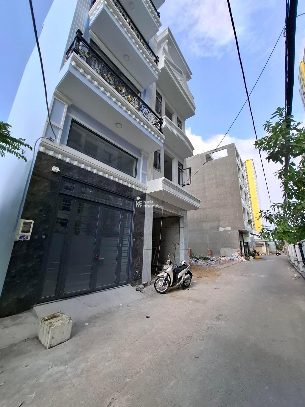 NHÀ ĐẸP, MỚI - KHU DÂN TRÍ - VÀO Ở NGAY - PHÙ HỢP NHÀ ĐÔNG NGƯỜI - 04 TẦNG - 5 PN, 52m2