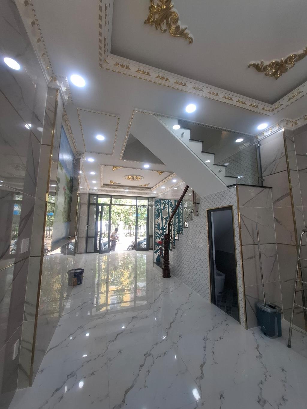 NHÀ ĐẸP, MỚI - KHU DÂN TRÍ - VÀO Ở NGAY - PHÙ HỢP NHÀ ĐÔNG NGƯỜI - 04 TẦNG - 5 PN, 52m2