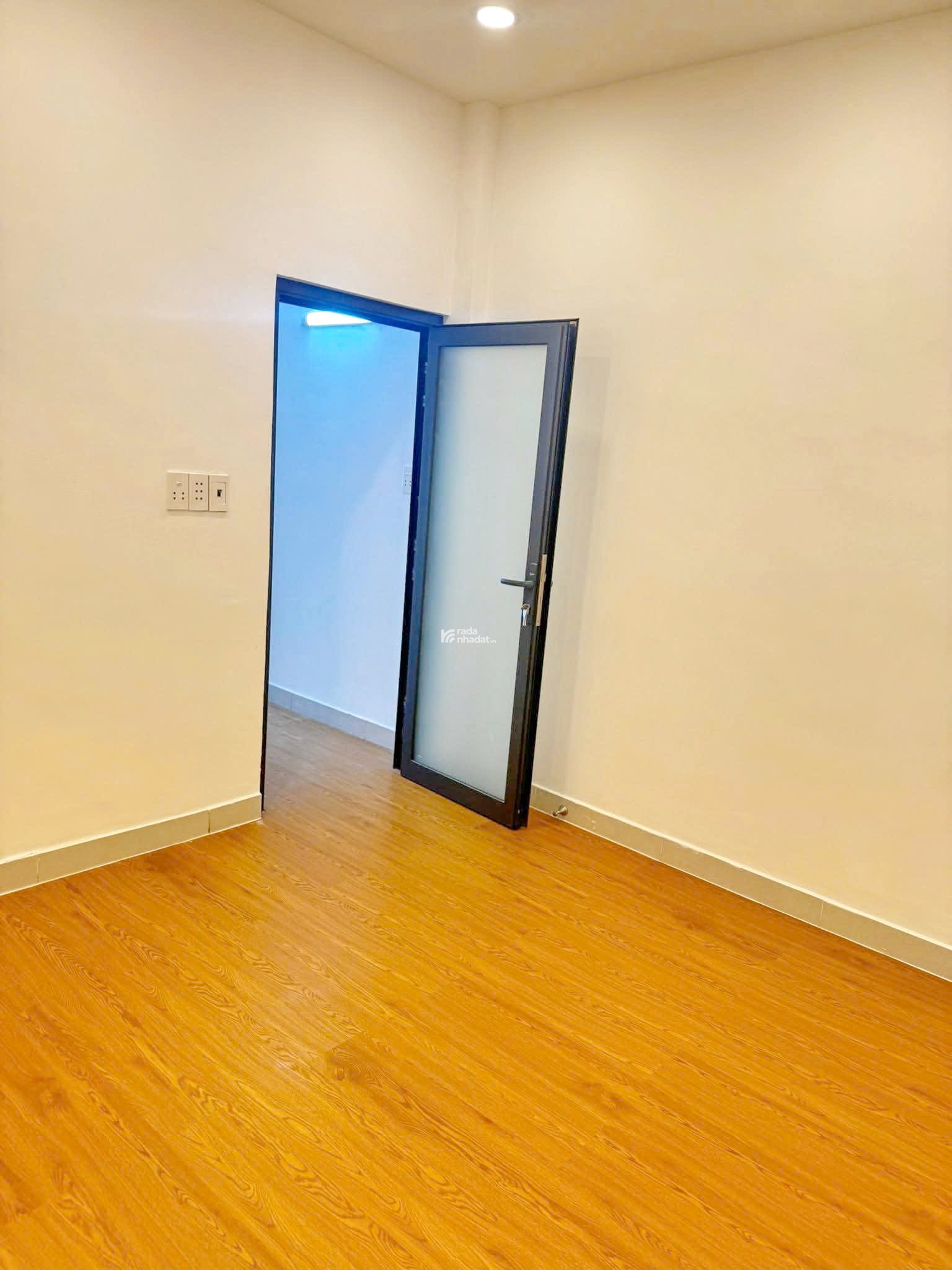 Bán nhà mới 1 lầu gần MT đường Phạm Thế Hiển P. Chánh Hưng Quận 8