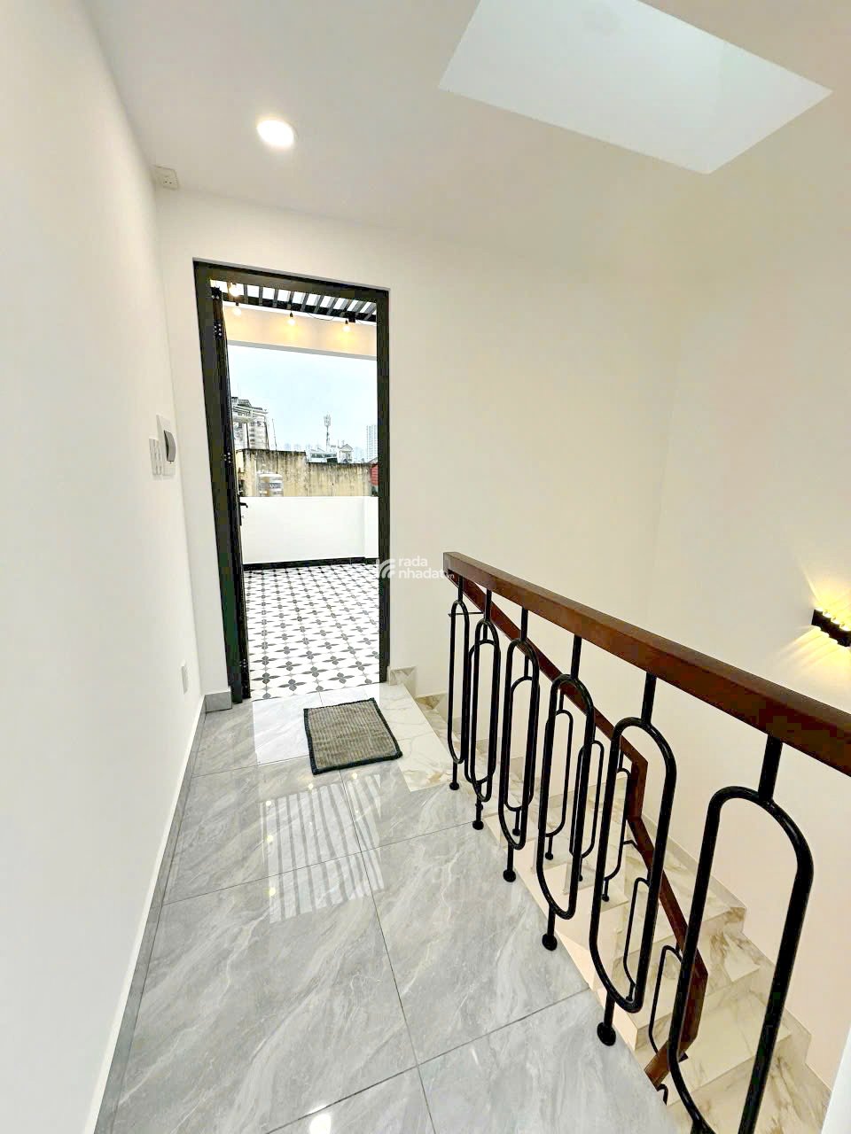 Bán nhà đẹp 4 tầng đường Âu Dương Lân P. Chánh Hưng Quận 8