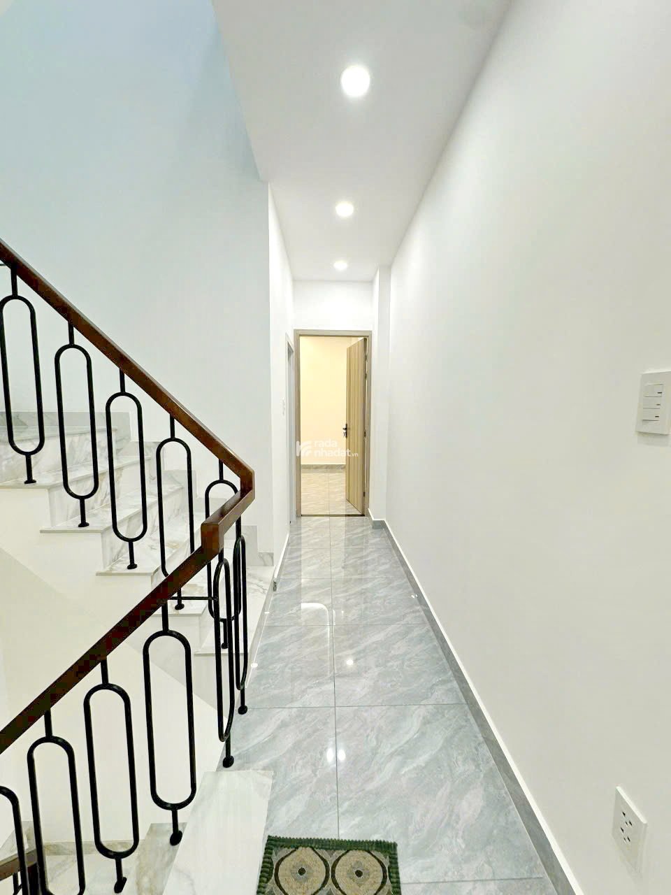 Bán nhà đẹp 4 tầng đường Âu Dương Lân P. Chánh Hưng Quận 8