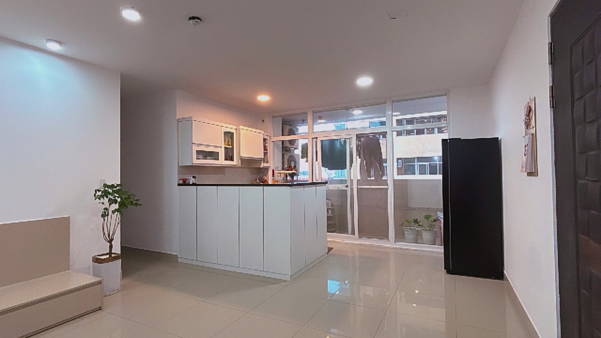 Bán căn hộ 3PN Chung cư Hoàng Kim thế Gia