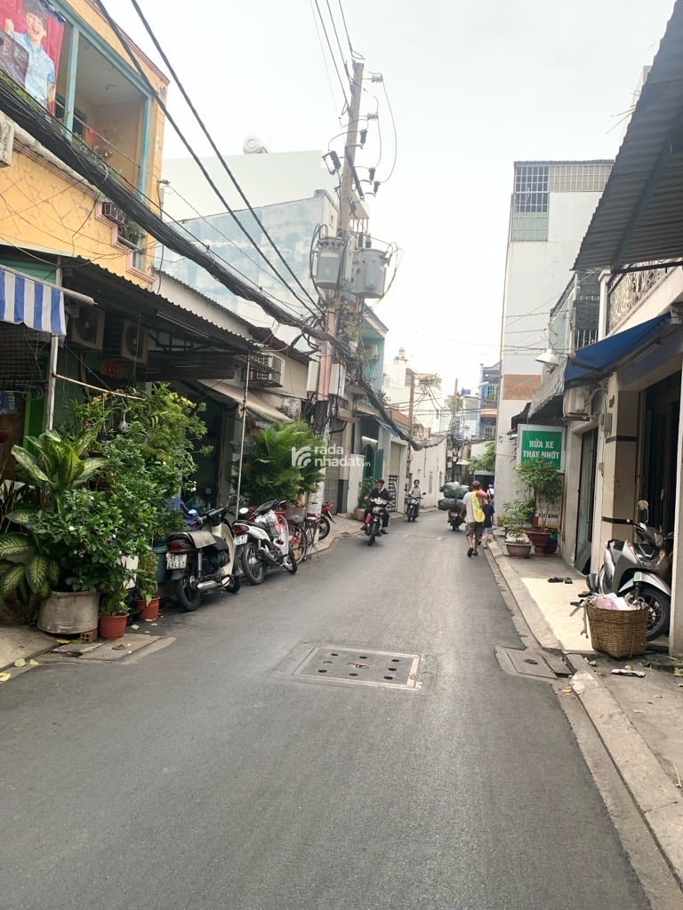 GẦN Q11, HXH LÝ THÁNH TÔNG, TÂN PHÚ, 35M2 HIẾM CÓ. GIẢM 550TR CHỈ CÒN 3.4T TL TỐT