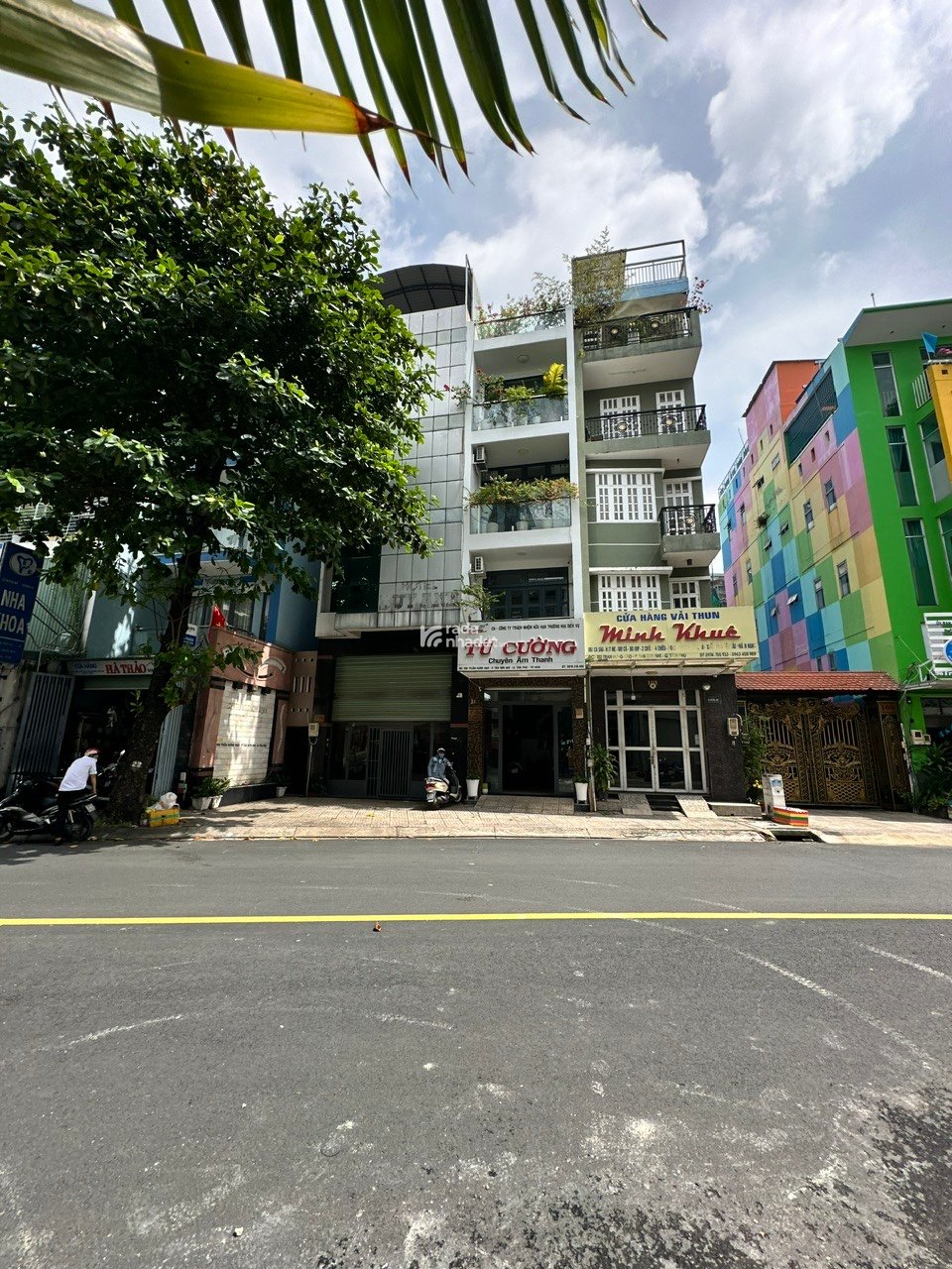 16,3 TỶ , 4,2 x 19M NỞ HẬU 6,7M. NHÀ 6 TẦNG , MT TRẦN HƯNG ĐẠO , Q. TÂN PHÚ 