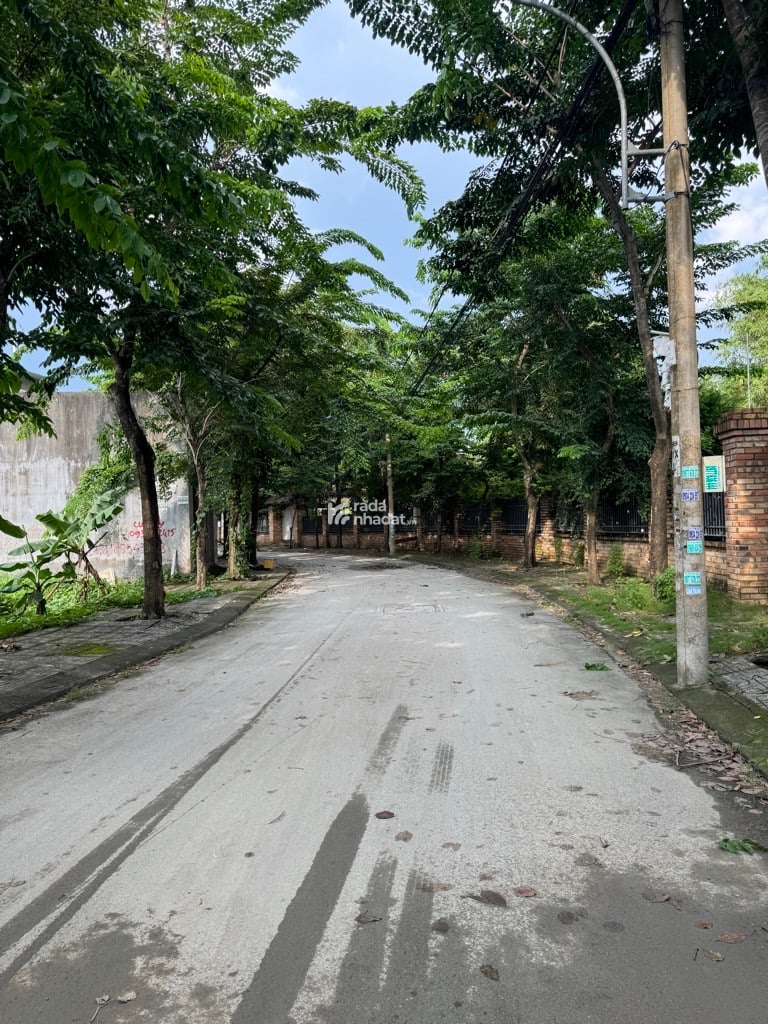 HOT ĐẤT HXH CÁCH MT LÒ LU 50M SÁT VINHOMES Q9 -DT 67M CHỈ 4.x TỶ