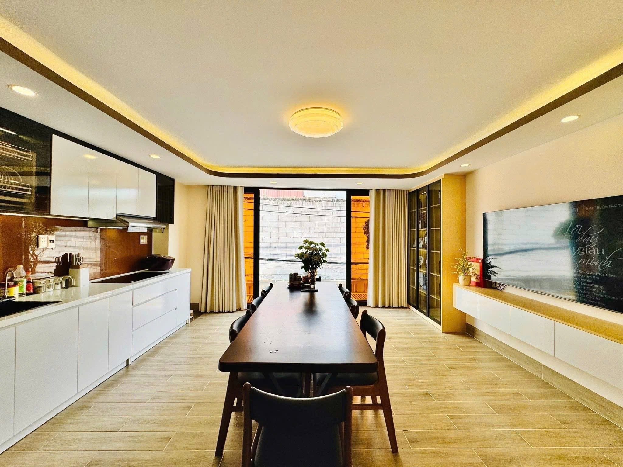 NHÀ 6 TẦNG PHẠM VĂN CHIÊU GÒ VẤP – CÓ THANG MÁY, FULL NỘI THẤT – 5PN 7WC – HĐT 42TR/TH – 9.8 TỶ TL