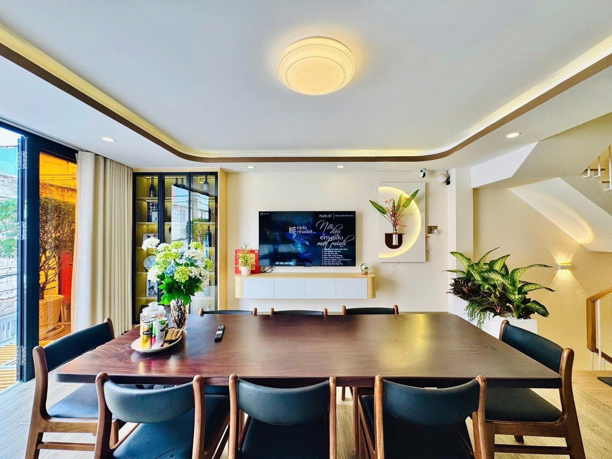 NHÀ 6 TẦNG PHẠM VĂN CHIÊU GÒ VẤP – CÓ THANG MÁY, FULL NỘI THẤT – 5PN 7WC – HĐT 42TR/TH – 9.8 TỶ TL