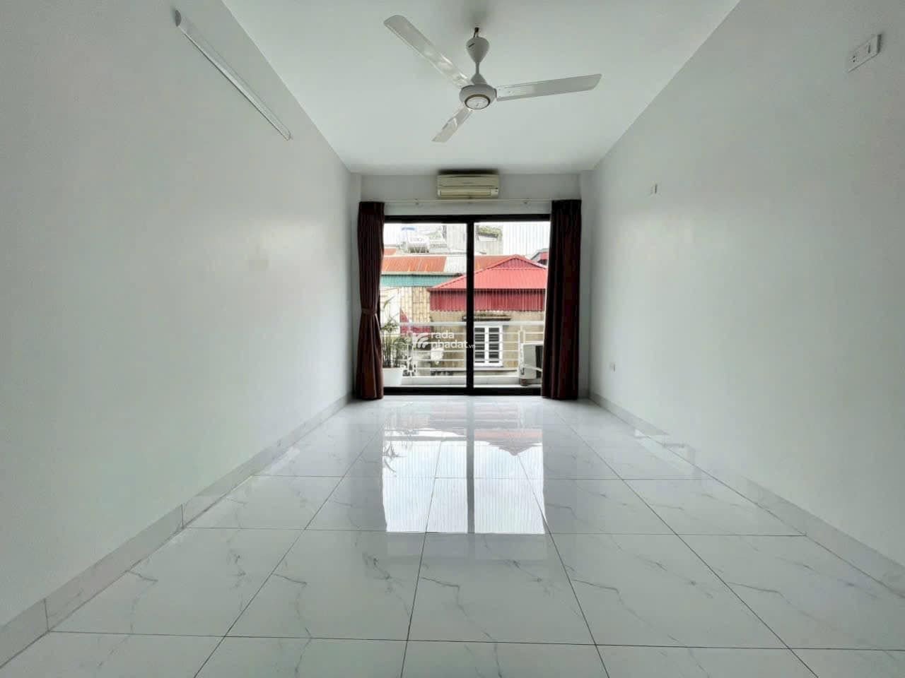 Cho thuê 3 ngủ full nội thất HPC Landmark 105, vào ở ngay