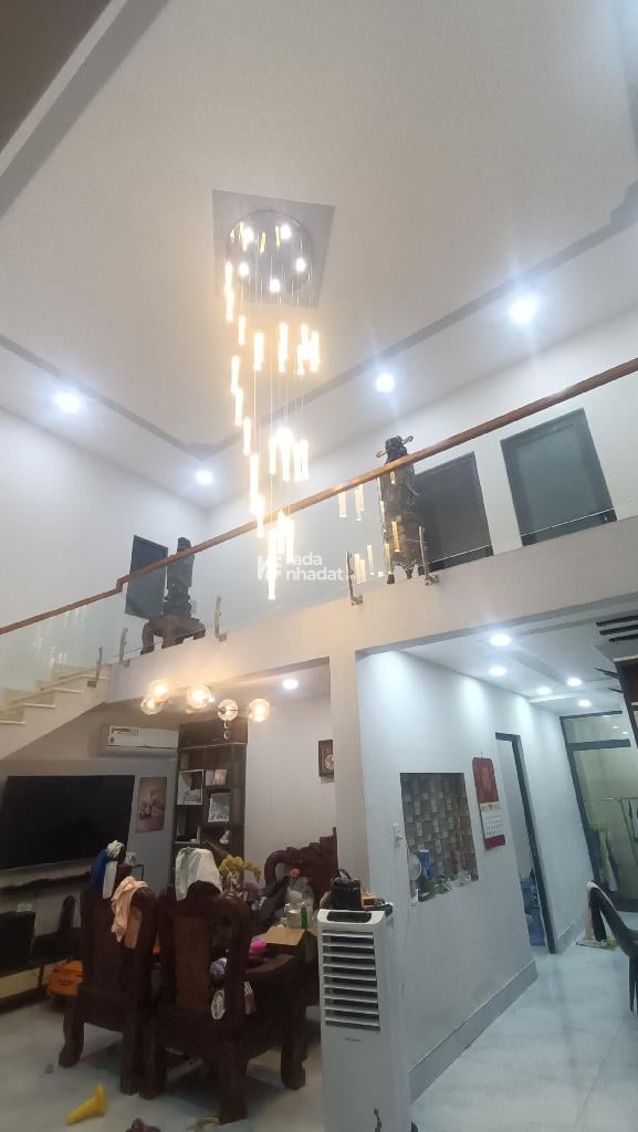 BÁN GẤP NHÀ MỚI ĐẸP KHU TÊN LỬA - NGANG 8M CỰC HIẾM - XE HƠI NGỦ TRONG NHÀ NHỈNH 7 TỶ