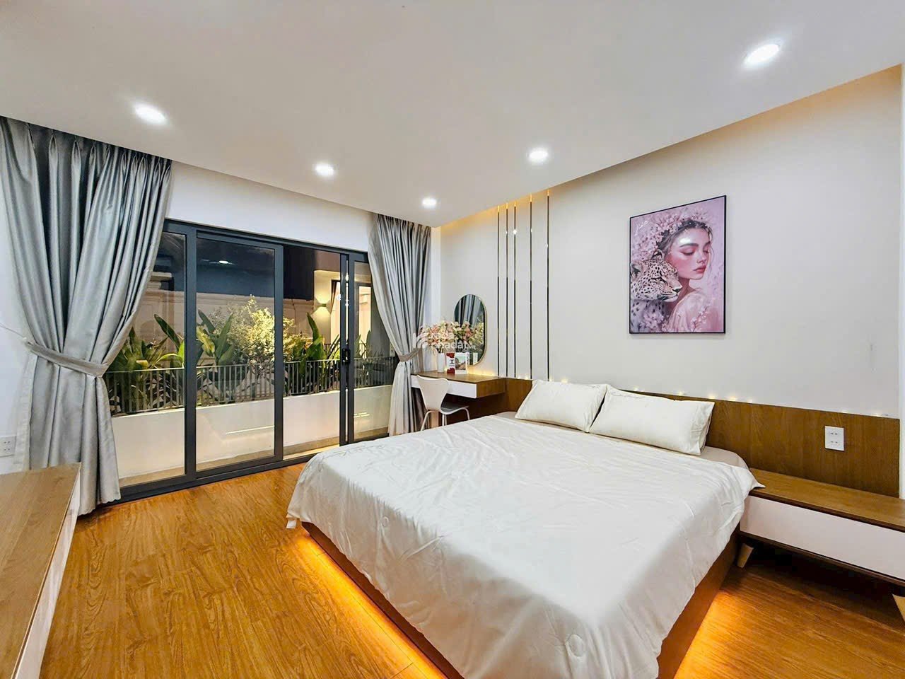 Bán nhà giá mềm Trần Bình Trọng, P1, Quận 10, 6,25 tỷ, sổ riêng, tiện ích xung quanh đầy đủ