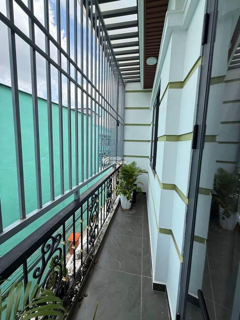 NHÀ 2 TẦNG 3PN  Vào Ở Ngay, SHR Vuông Vức,  Hẻm 1041 Trần Xuân Soạn Gần Him Lam, Giá Chỉ 7,3 Tỷ